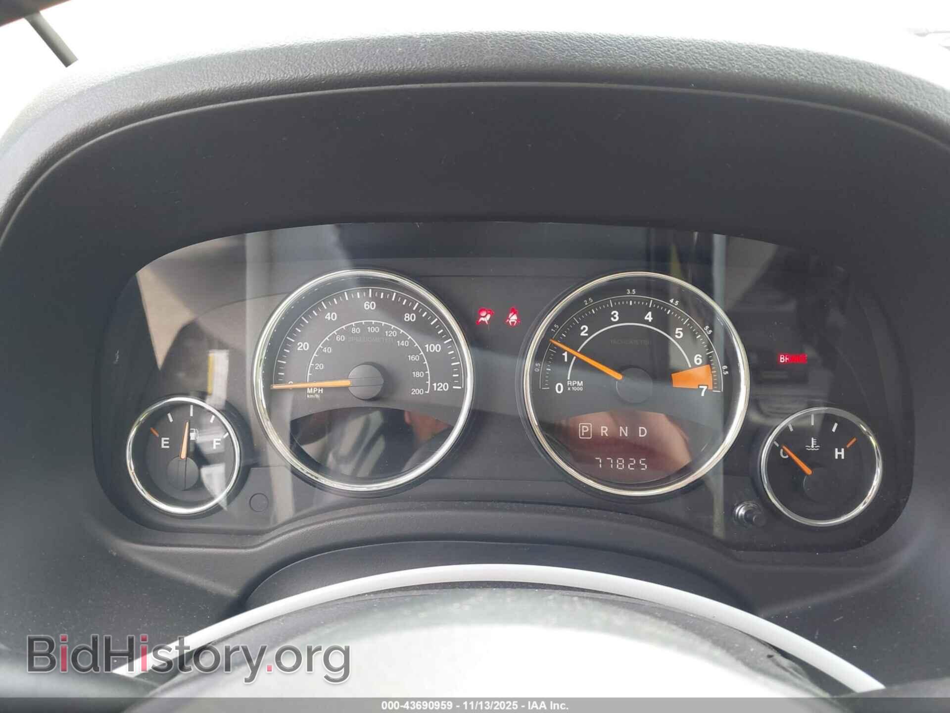 2014 JEEP COMPASS - VIN: 1C4NJCEA9ED752642 - Фото 7