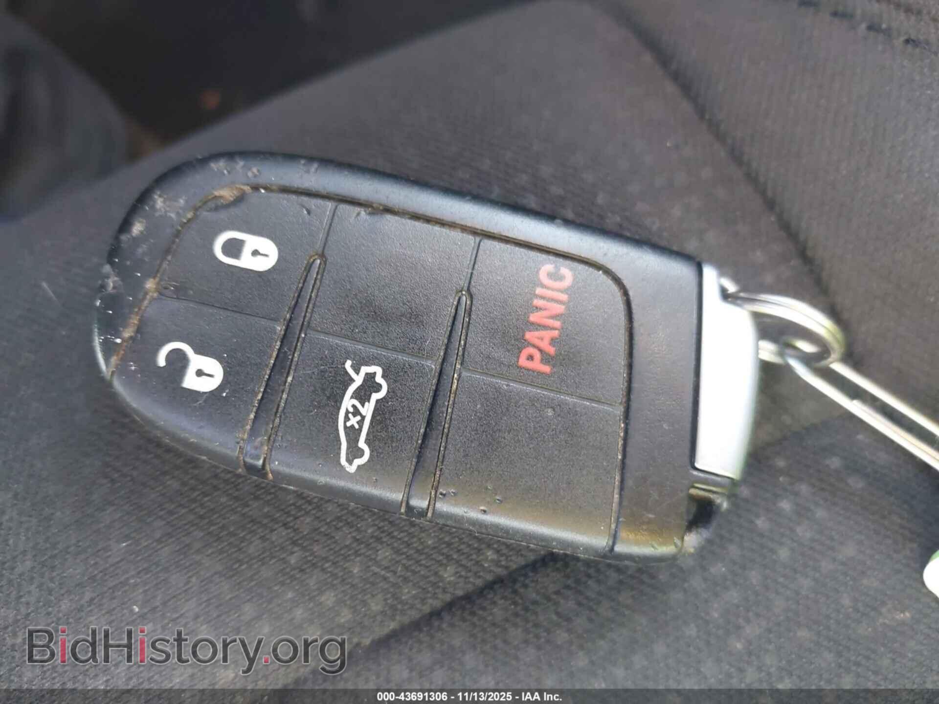 2016 CHRYSLER 200 - VIN: 1C3CCCAB8GN161929 - Фото 11