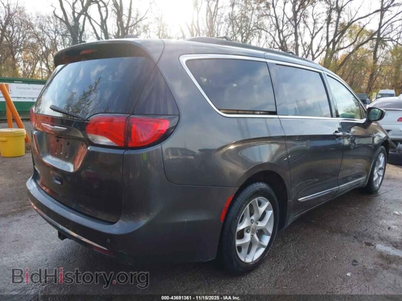 2017 Chrysler PACIFICA (VIN 2C4RC1BG8HR826871) — фото 4 из 19