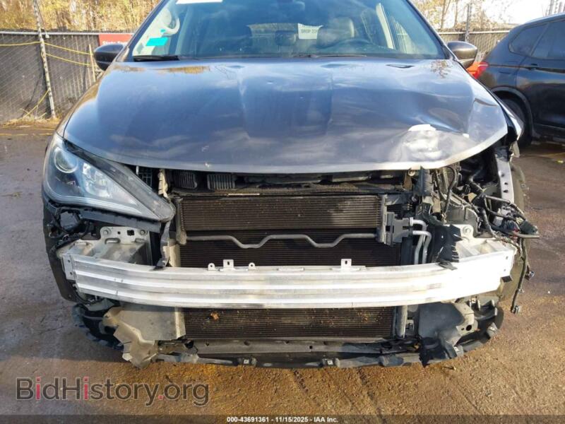 2017 Chrysler PACIFICA (VIN 2C4RC1BG8HR826871) — фото 6 из 19