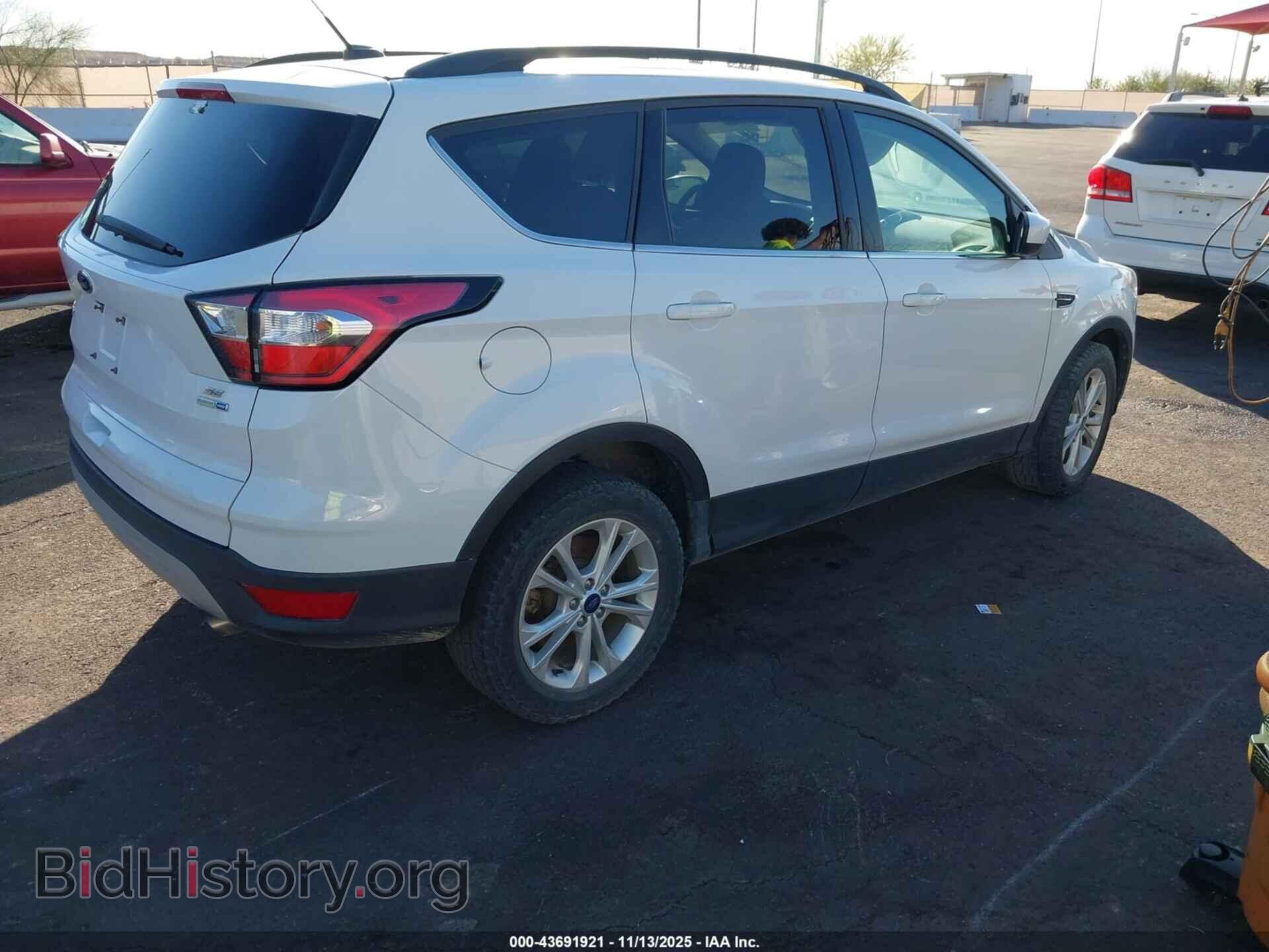 2018 FORD ESCAPE - VIN: 1FMCU9GD8JUC60344 - Фото 4