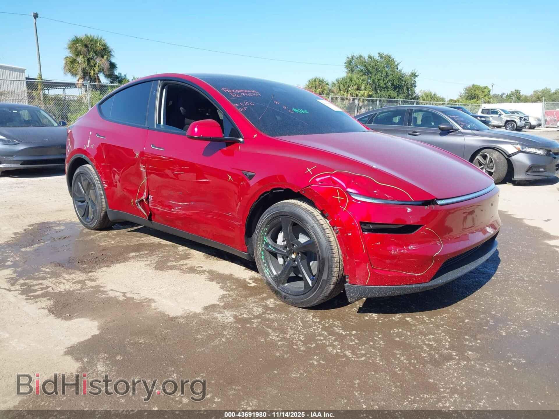 Фотография 7SAYGDEEXTA470150 - TESLA MODEL Y 2026