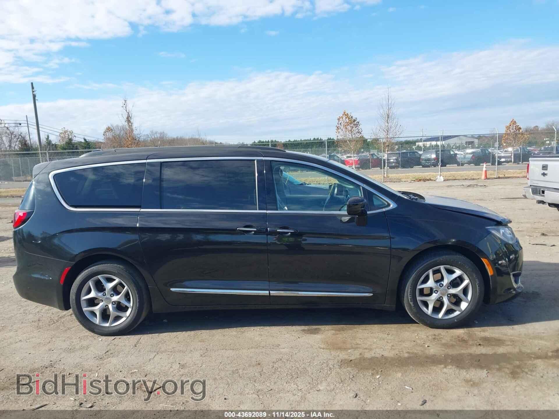 2017 CHRYSLER PACIFICA - VIN: 2C4RC1BG0HR668154 - Фото 13