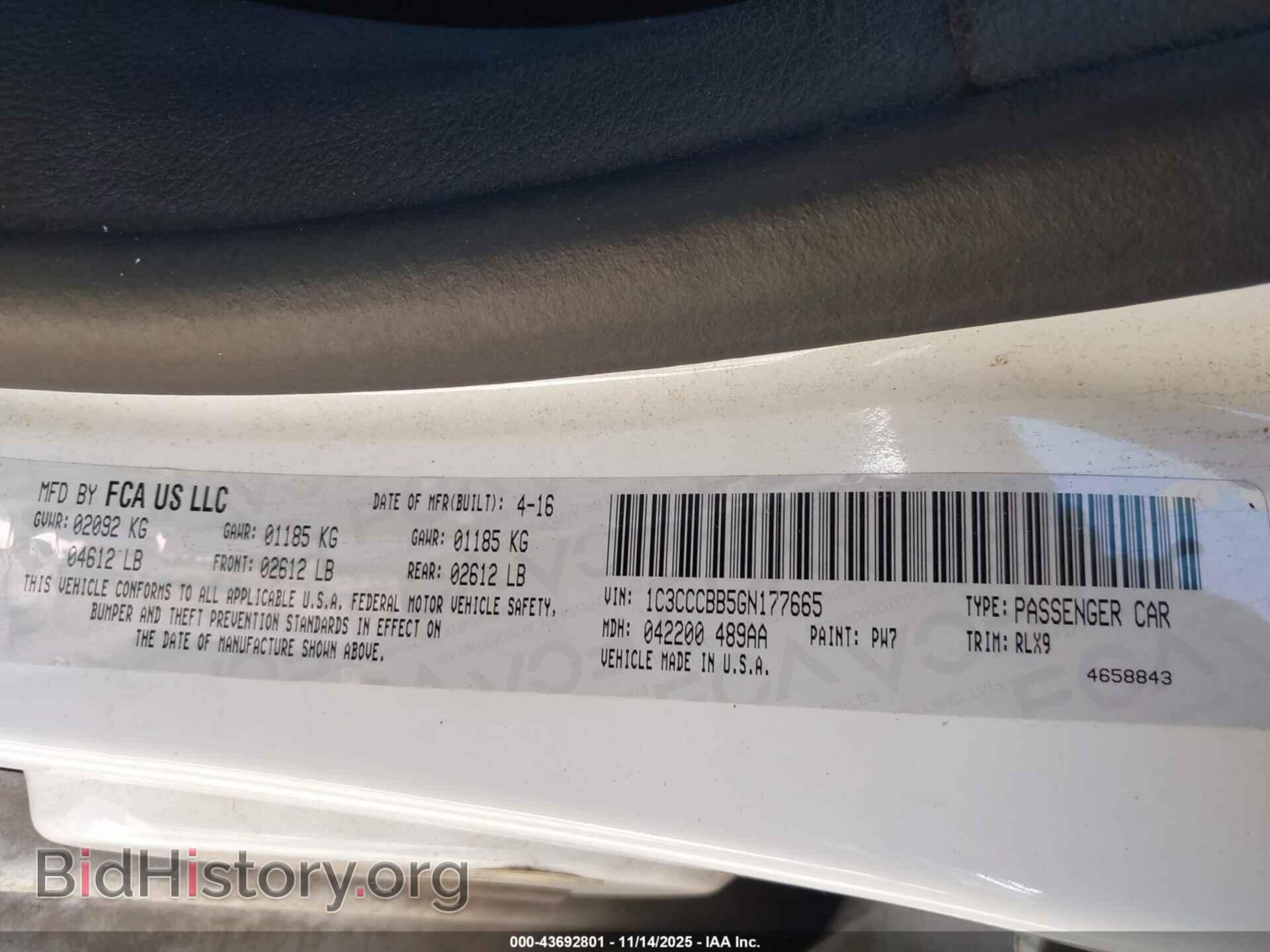 2016 CHRYSLER 200 - VIN: 1C3CCCBB5GN177665 - Фото 9