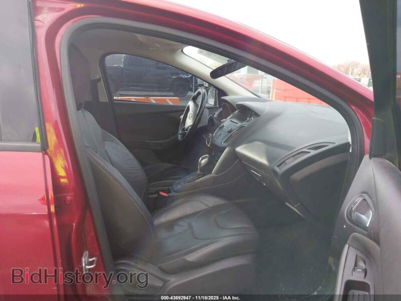 2015 Ford FOCUS (VIN 1FADP3F24FL284060) — фото 5 из 16