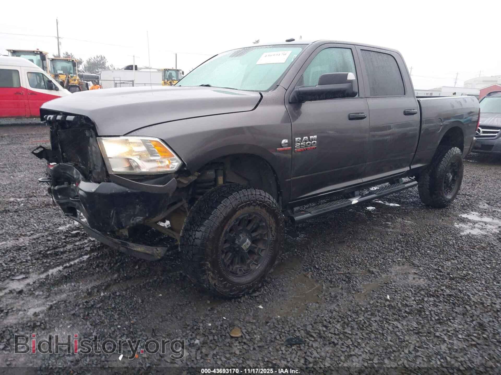 2015 RAM 2500 - VIN: 3C6UR5CL8FG656355 - Photo 2
