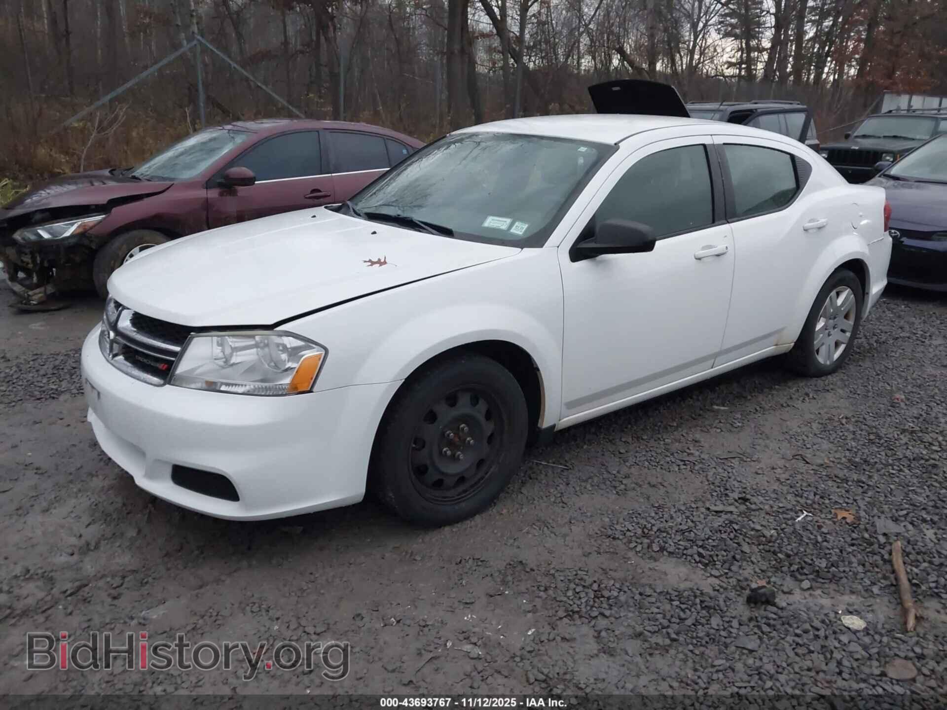 2011 DODGE AVENGER - VIN: 1B3BD4FB2BN620854 - Photo 2
