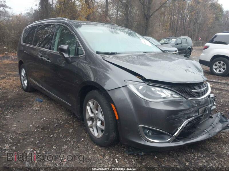 2017 Chrysler PACIFICA Touring-L Plus (VIN 2C4RC1EG4HR533397) — photo 1 of 16, IAAI, damage: front end