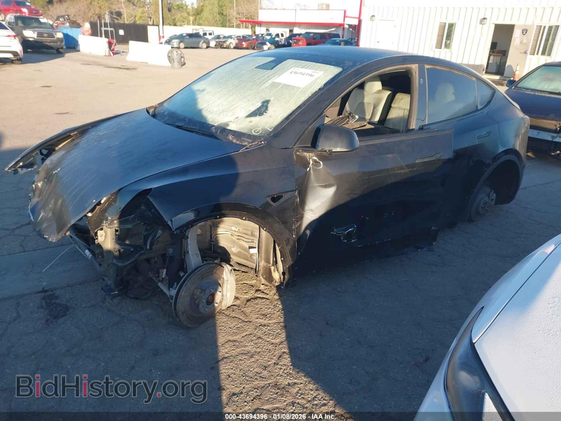 2024 TESLA MODEL Y - VIN: 7SAYGAEE2RF009485 - Фото 2