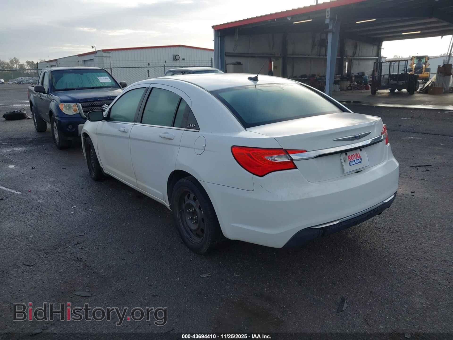 2012 CHRYSLER 200 - VIN: 1C3CCBABXCN319370 - Фото 3