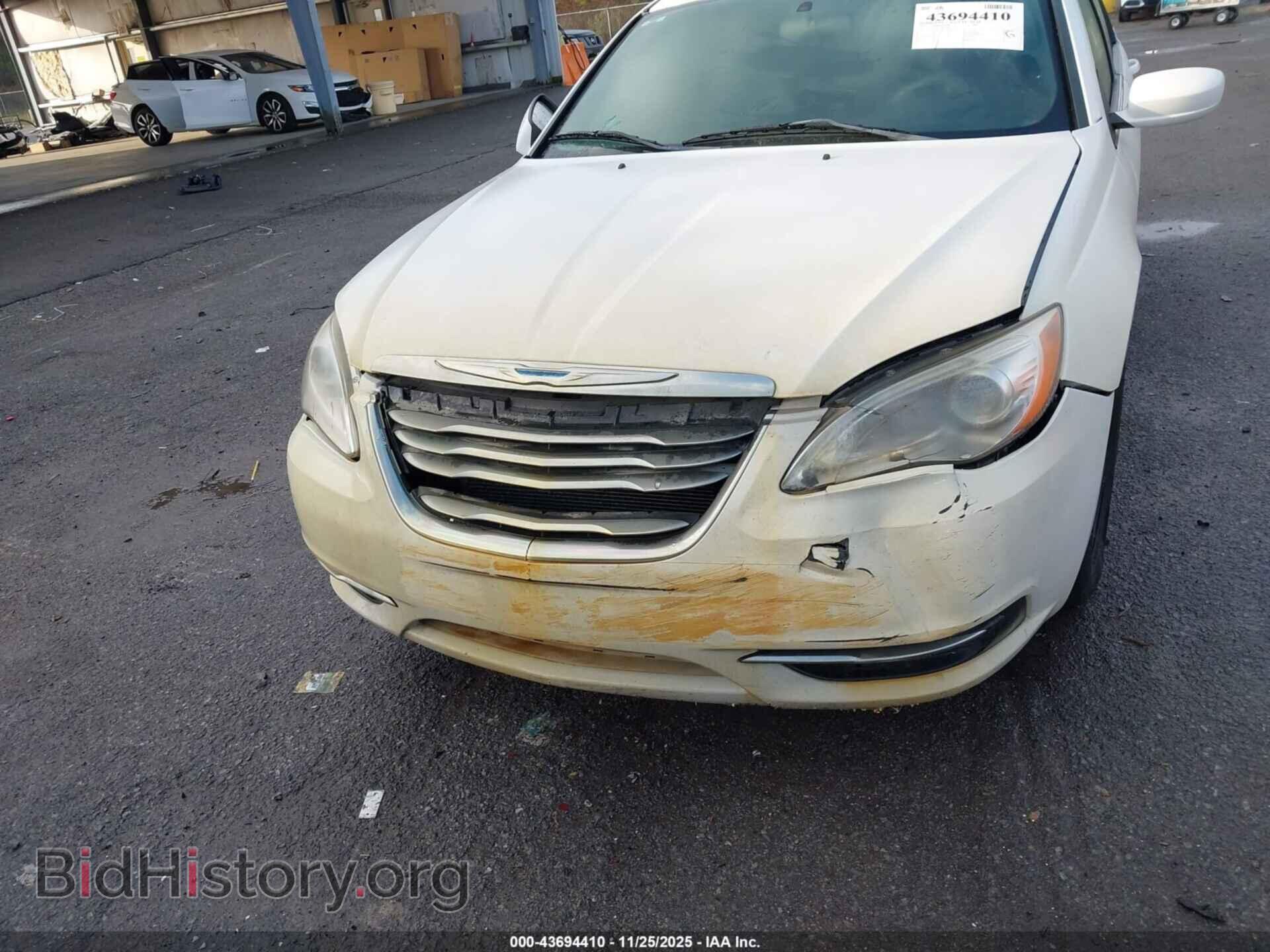 2012 CHRYSLER 200 - VIN: 1C3CCBABXCN319370 - Фото 6