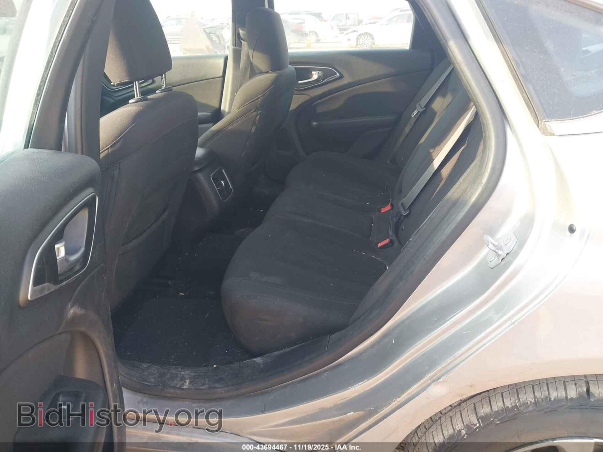 2015 CHRYSLER 200 - VIN: 1C3CCCAB4FN672391 - Фото 8