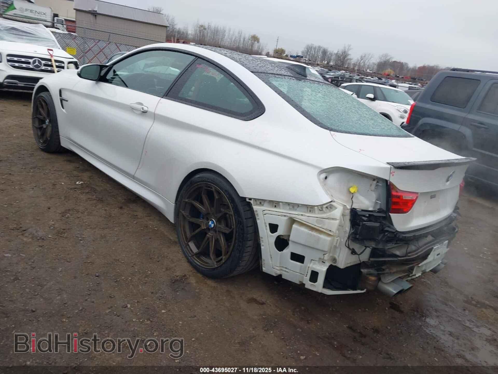 2015 BMW M4 - VIN: WBS3R9C58FK332241 - Photo 3