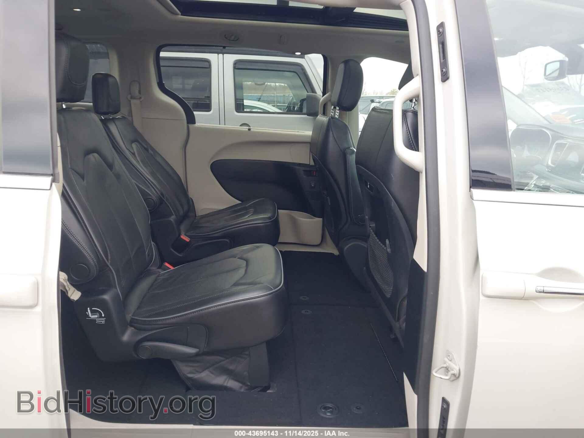 2020 CHRYSLER PACIFICA - VIN: 2C4RC1GGXLR138646 - Фото 8
