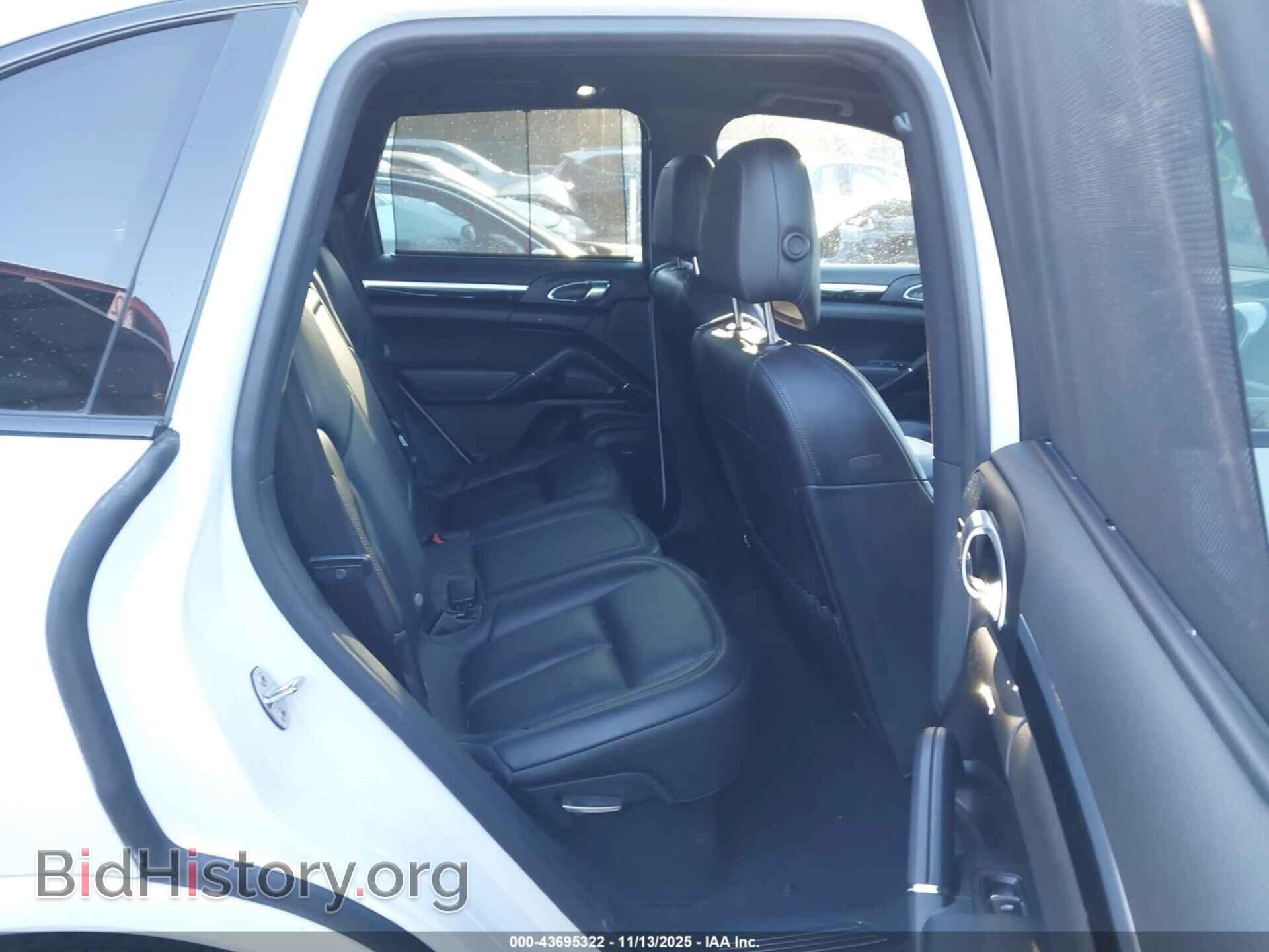 2017 PORSCHE CAYENNE - VIN: WP1AA2A2XHKA88888 - Фото 8