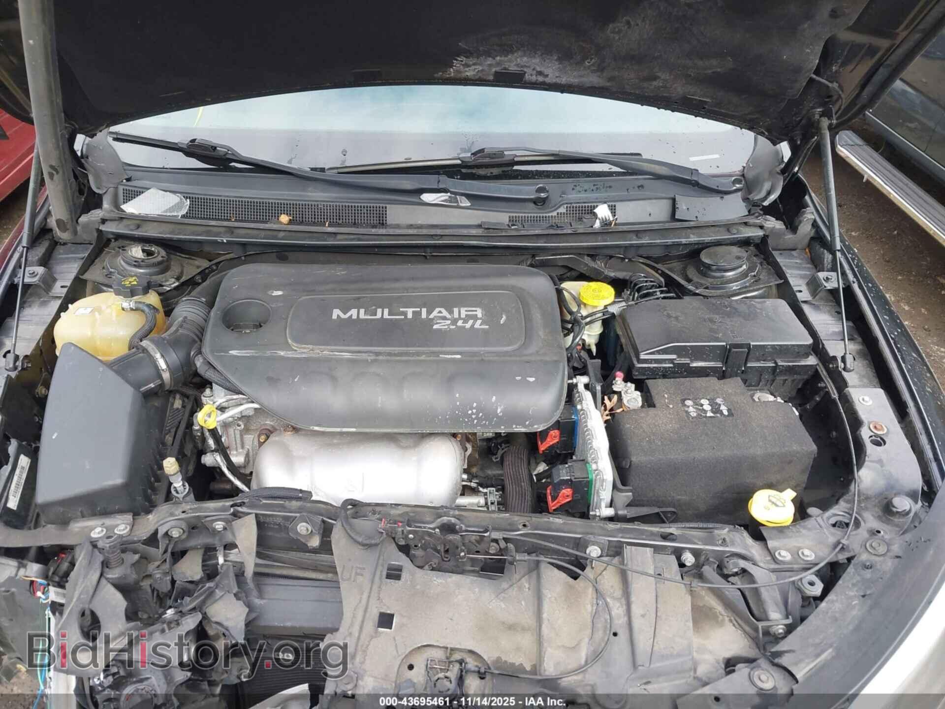 2016 CHRYSLER 200 - VIN: 1C3CCCABXGN143867 - Фото 10