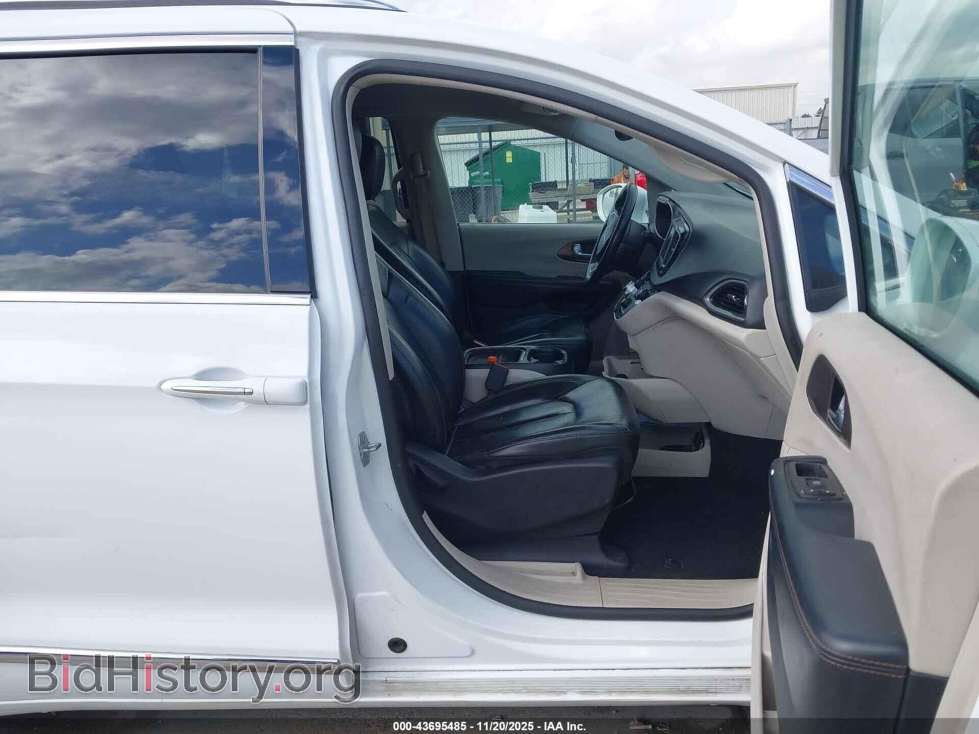 2019 CHRYSLER PACIFICA - VIN: 2C4RC1BG6KR593077 - Photo 5