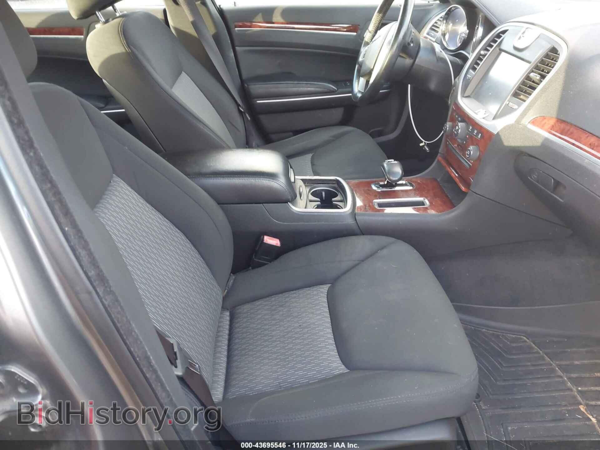 2012 CHRYSLER 300 - VIN: 2C3CCAAG0CH188349 - Фото 5