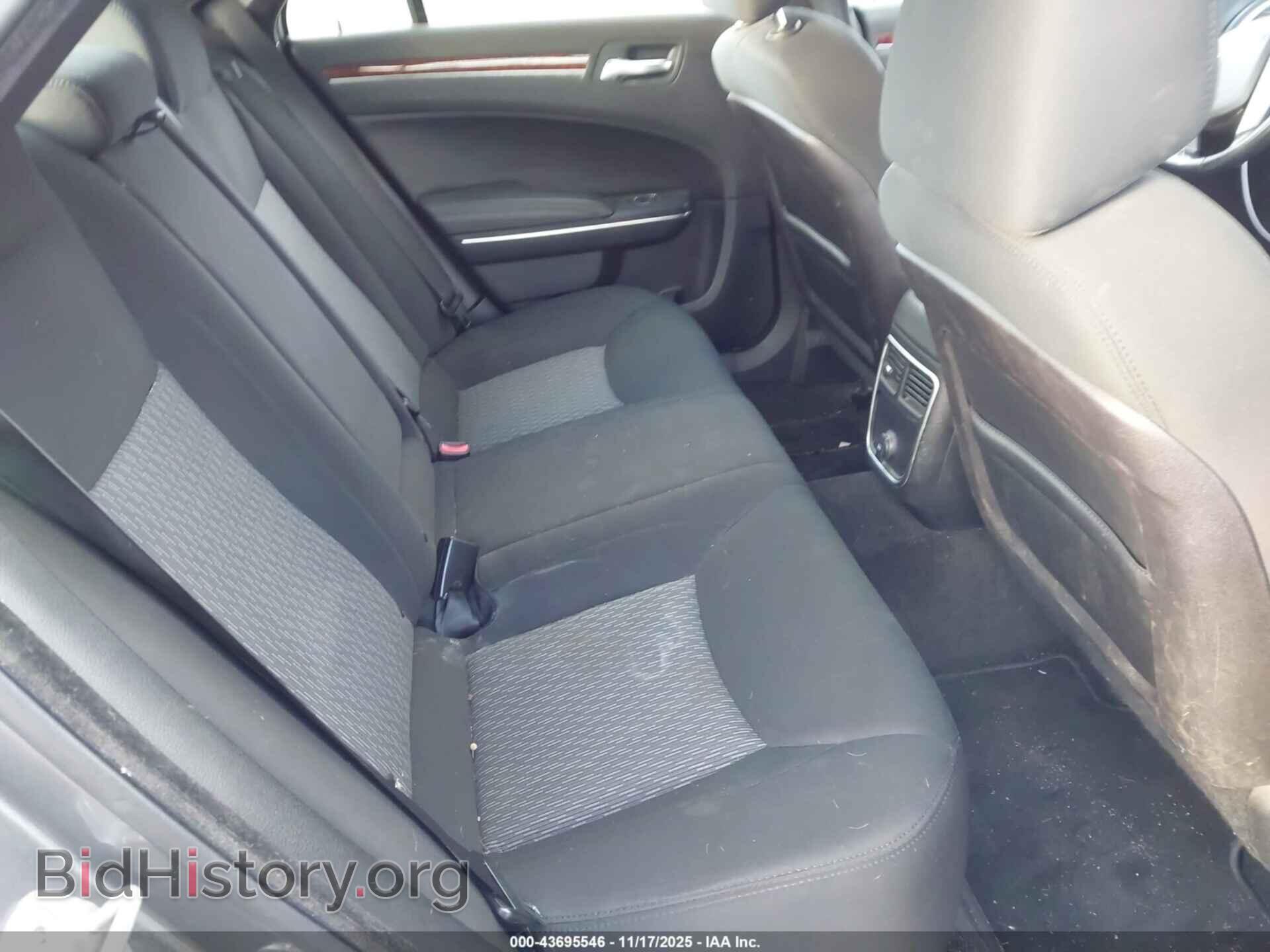 2012 CHRYSLER 300 - VIN: 2C3CCAAG0CH188349 - Фото 8