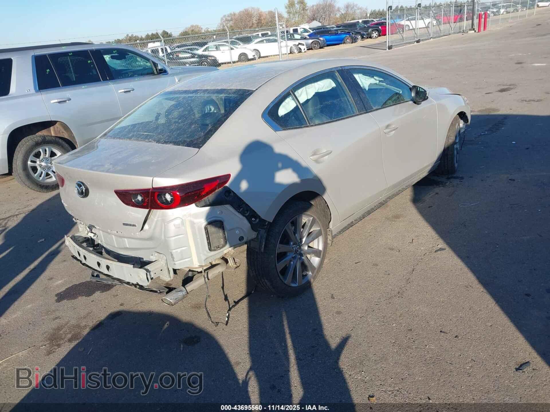 2025 MAZDA MAZDA3 - VIN: 3MZBPACM4SM475656 - Фото 4