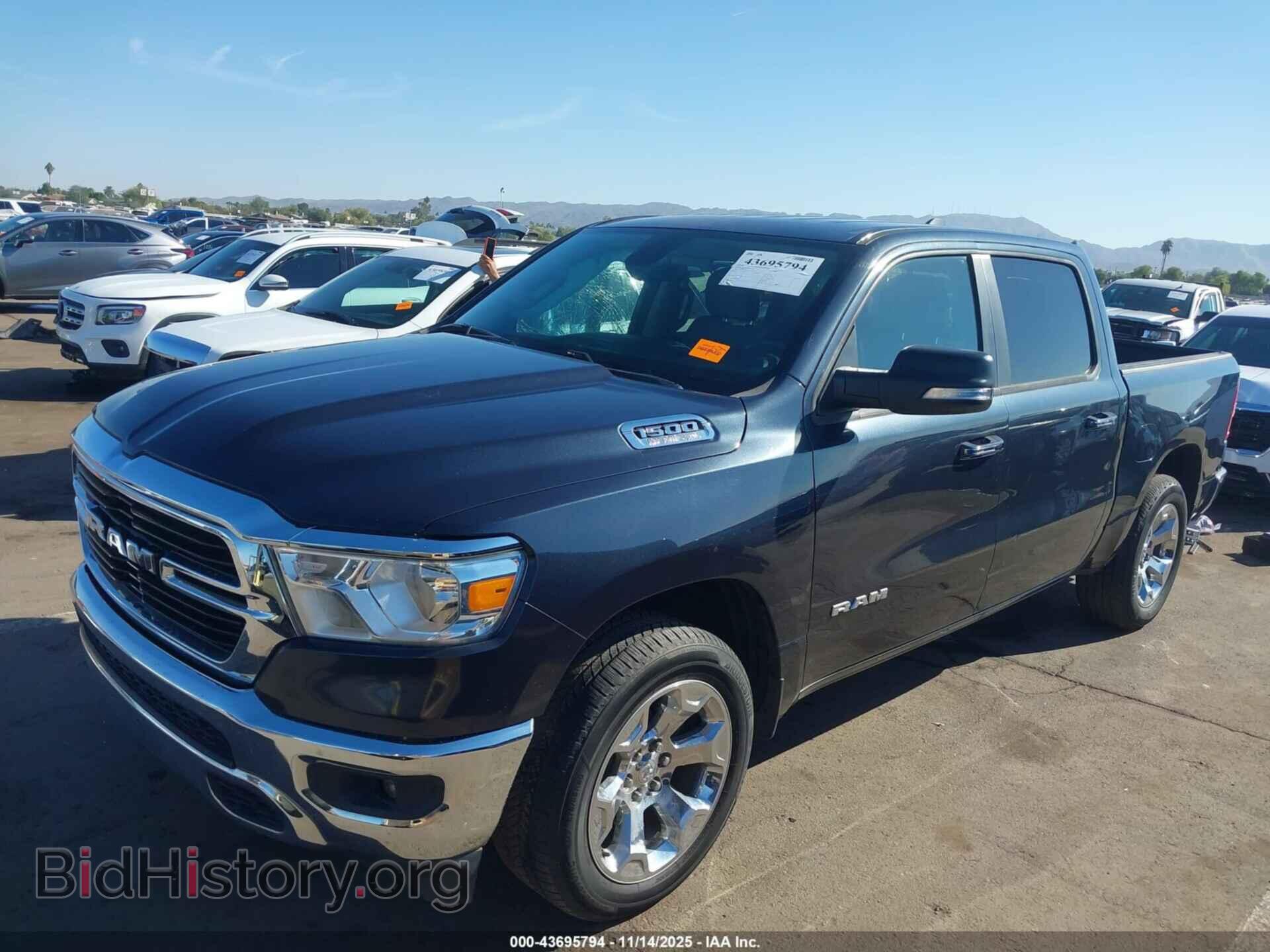 2020 RAM 1500 - VIN: 1C6SRFFTXLN371152 - Фото 2