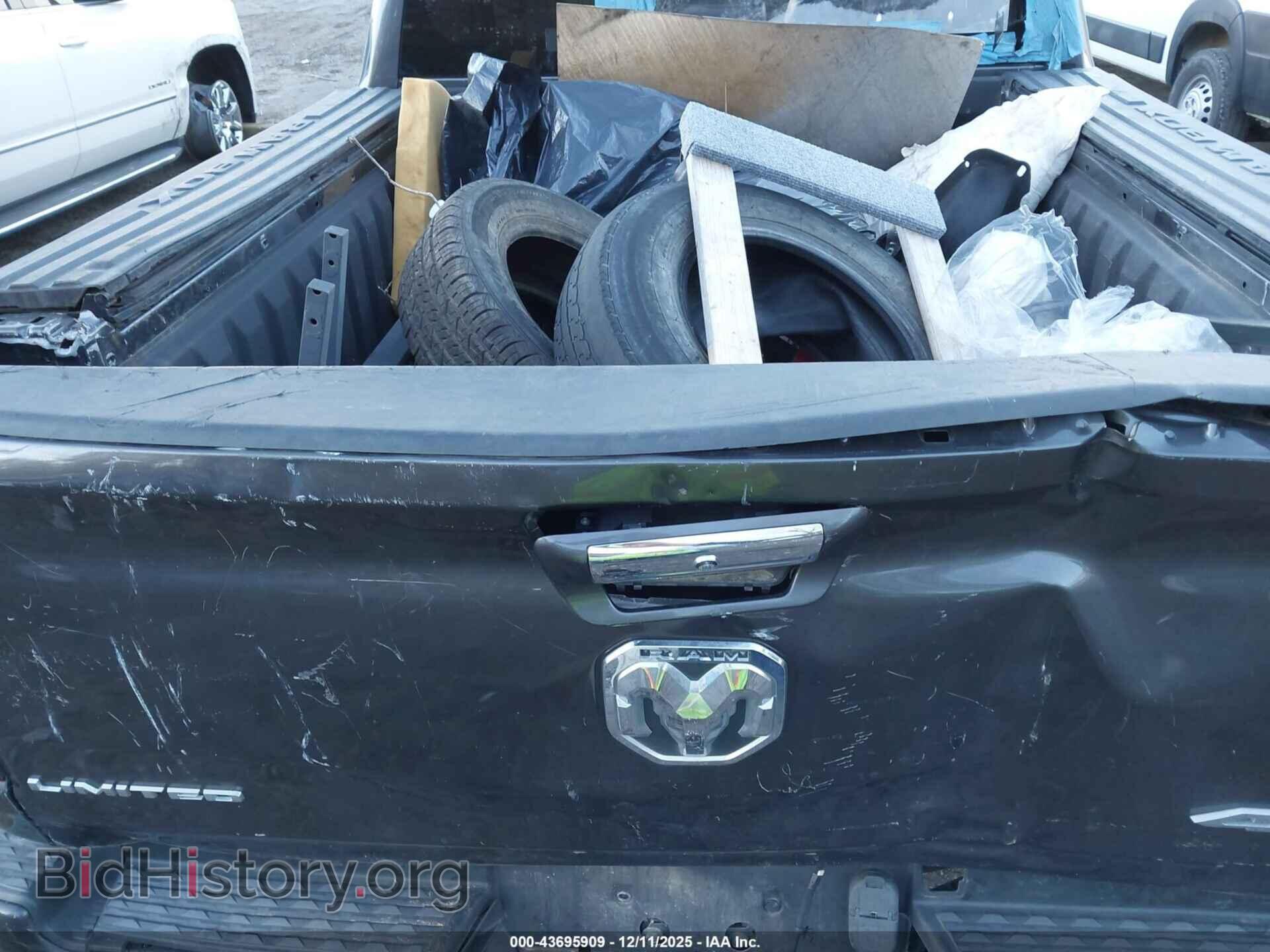 2019 RAM 1500 - VIN: 1C6SRFHT8KN773747 - Фото 19