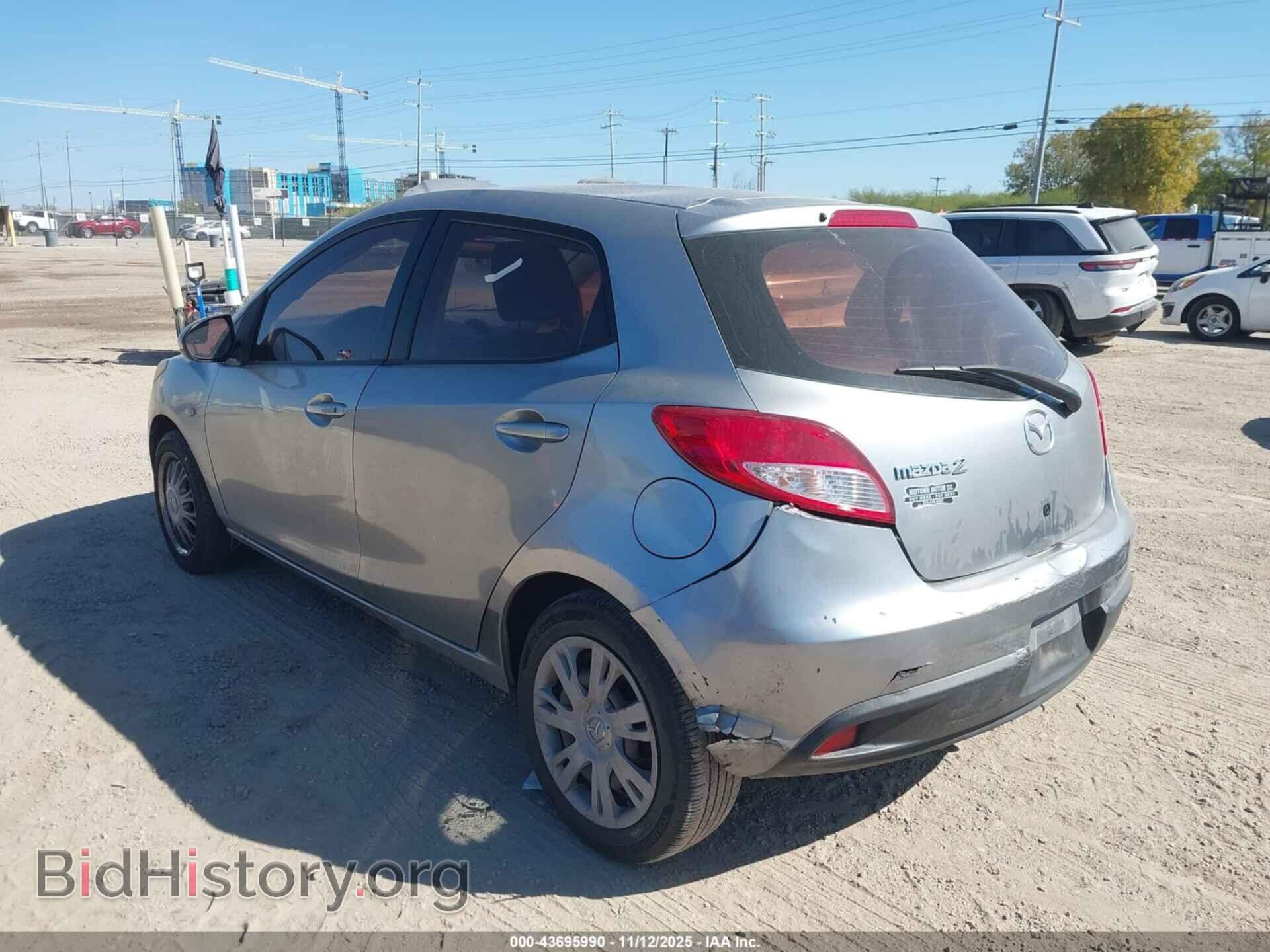 2011 MAZDA MAZDA2 - VIN: JM1DE1HY9B0124399 - Фото 3