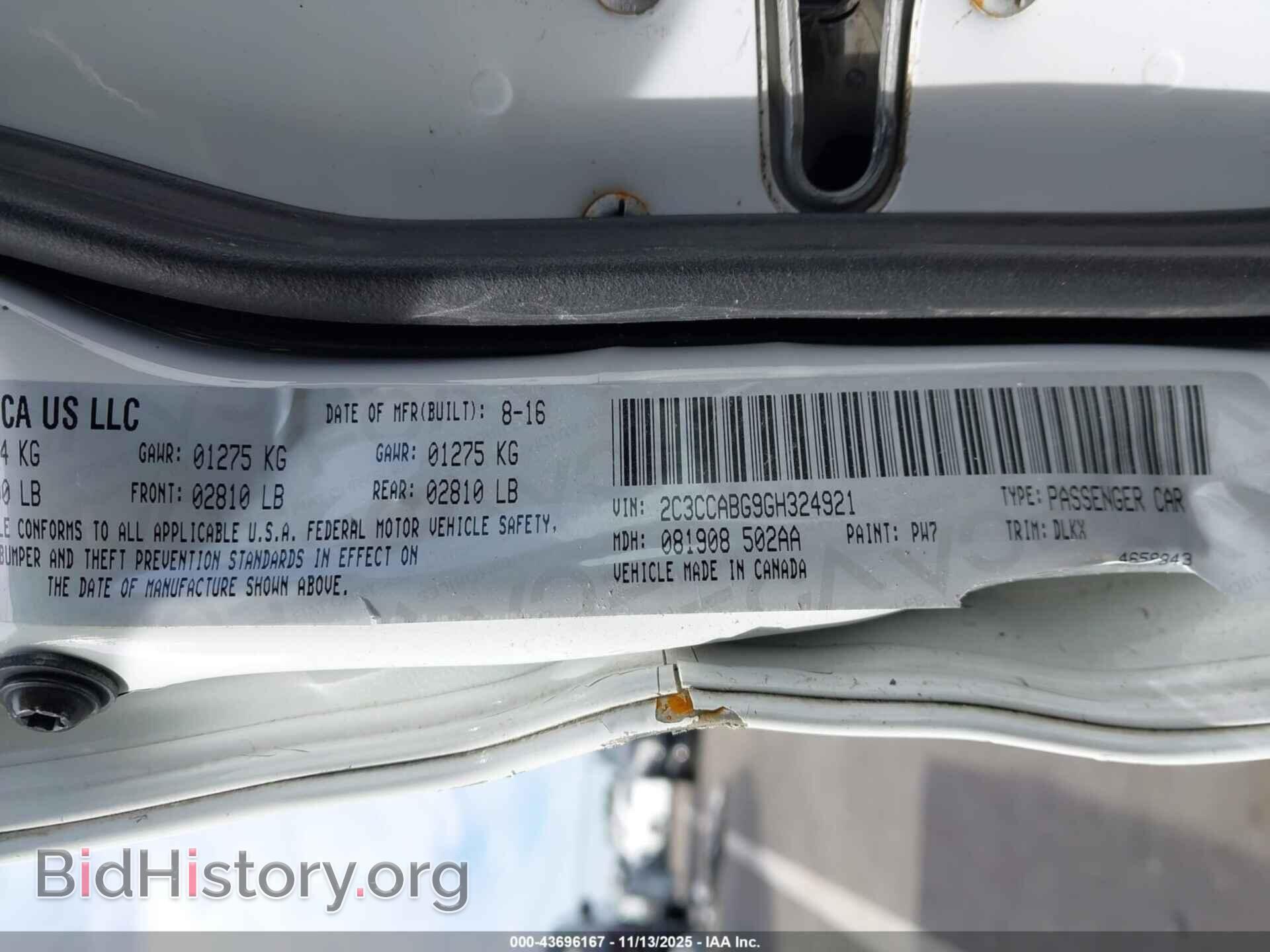 2016 CHRYSLER 300 - VIN: 2C3CCABG9GH324921 - Фото 9