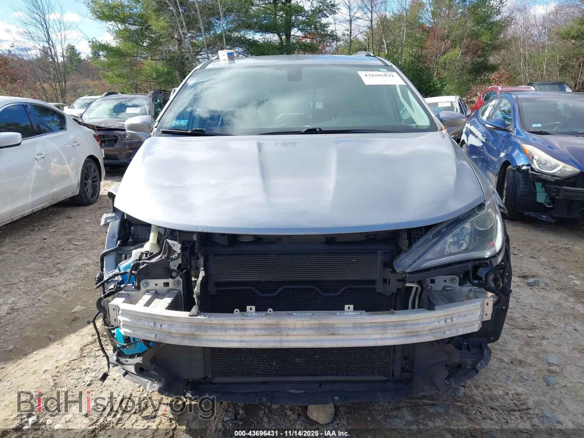 2019 CHRYSLER PACIFICA - VIN: 2C4RC1BGXKR548014 - Фото 13