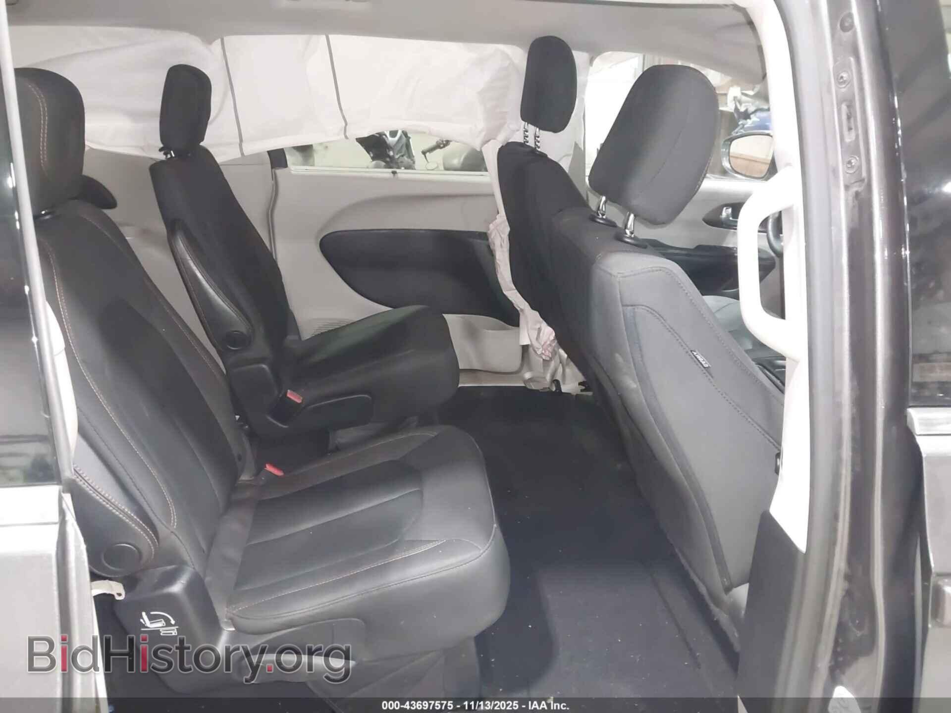 2019 CHRYSLER PACIFICA - VIN: 2C4RC1FG0KR702045 - Фото 8