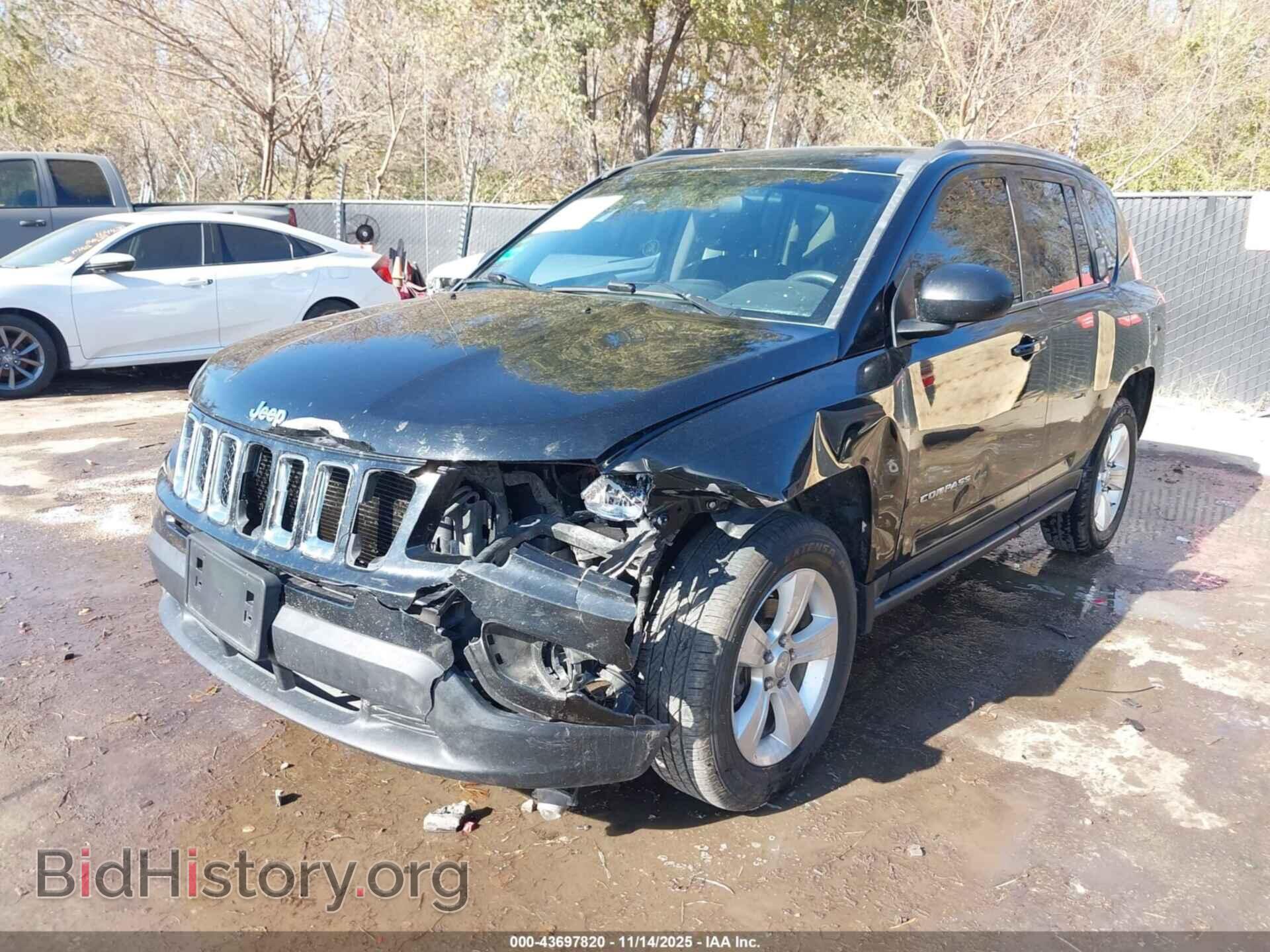 2012 JEEP COMPASS - VIN: 1C4NJDBB3CD676092 - Фото 2