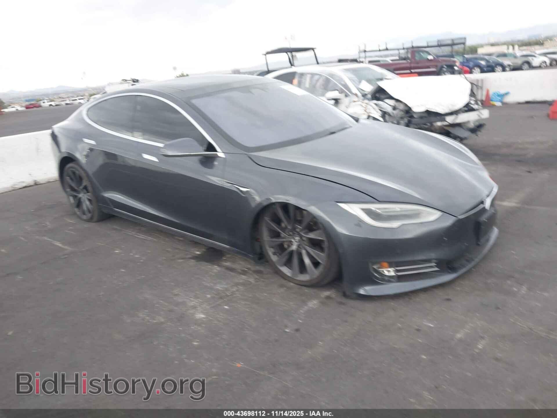 Photo 5YJSA1E28JF295065 - TESLA MODEL S 2018