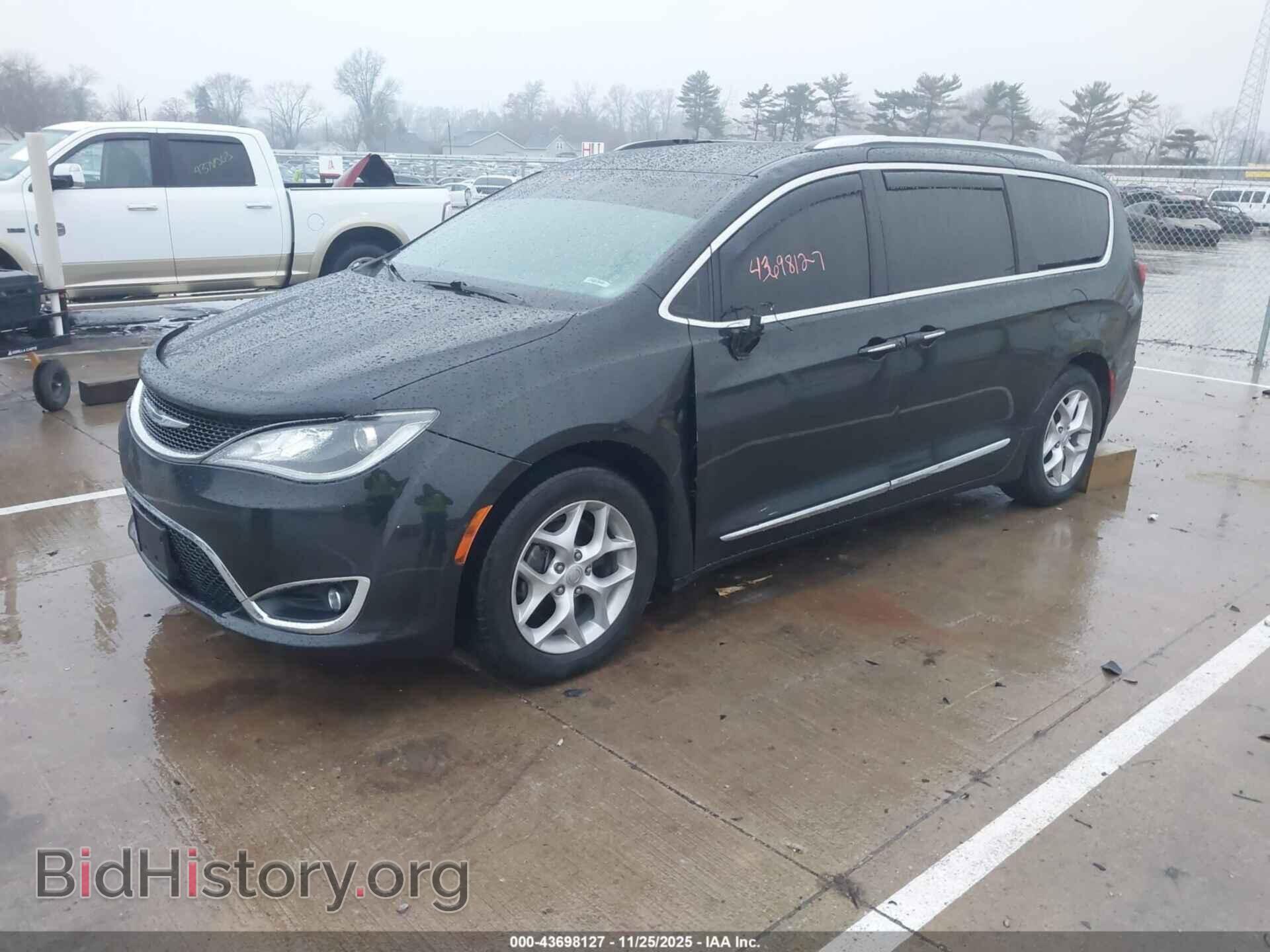 2018 CHRYSLER PACIFICA - VIN: 2C4RC1EG1JR268766 - Фото 2