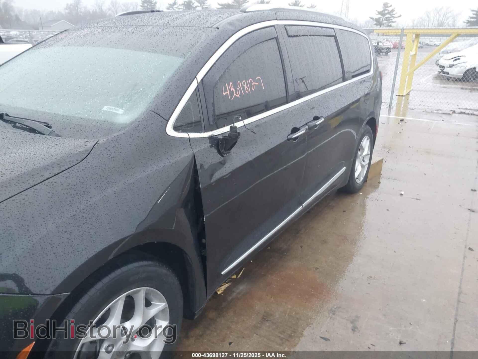 2018 CHRYSLER PACIFICA - VIN: 2C4RC1EG1JR268766 - Фото 6
