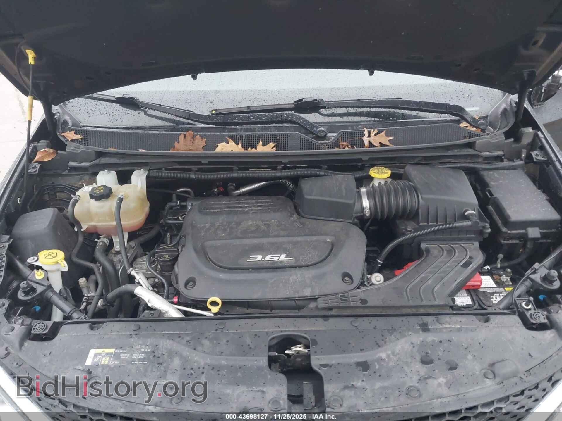 2018 CHRYSLER PACIFICA - VIN: 2C4RC1EG1JR268766 - Фото 10
