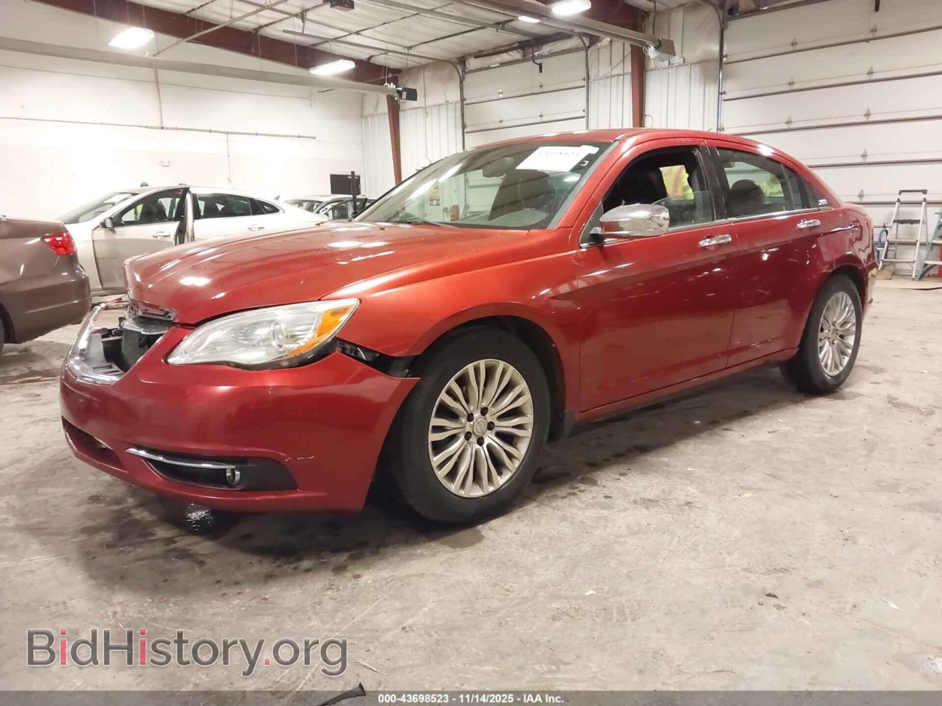 2012 CHRYSLER 200 - VIN: 1C3CCBCB9CN108318 - Фото 2