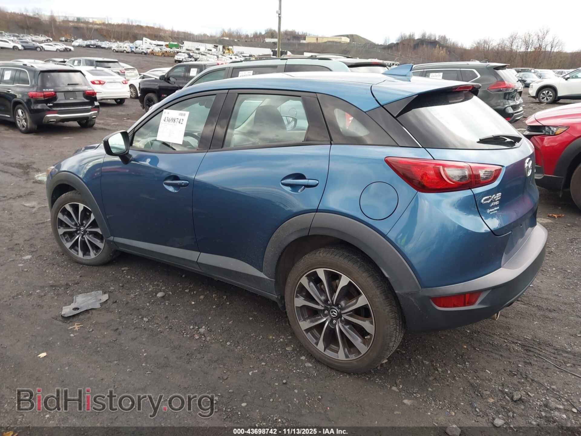 2019 MAZDA CX-3 - VIN: JM1DKFC70K0402448 - Фото 3