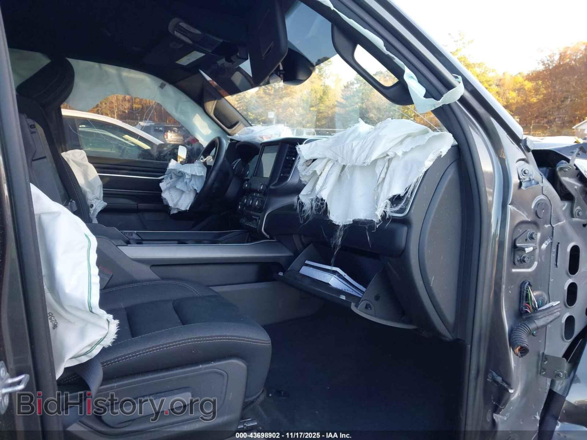 2022 RAM 1500 - VIN: 1C6SRFFT8NN370407 - Фото 5