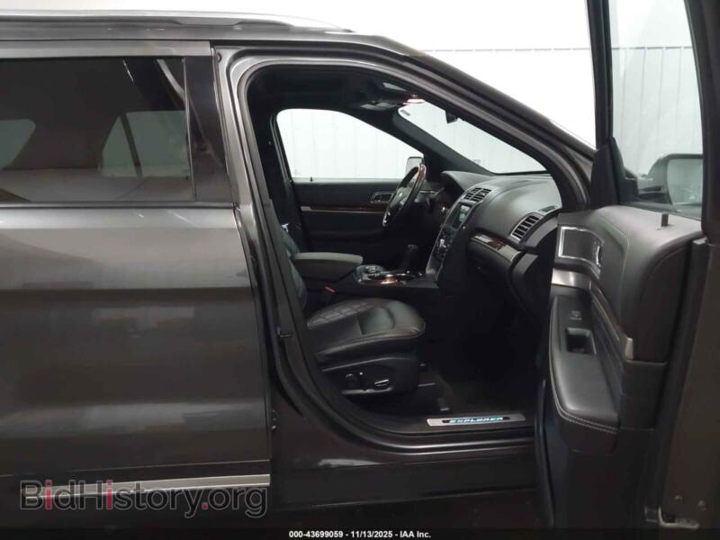 2018 Ford EXPLORER (VIN 1FM5K8HTXJGB65362) — photo 5 of 17