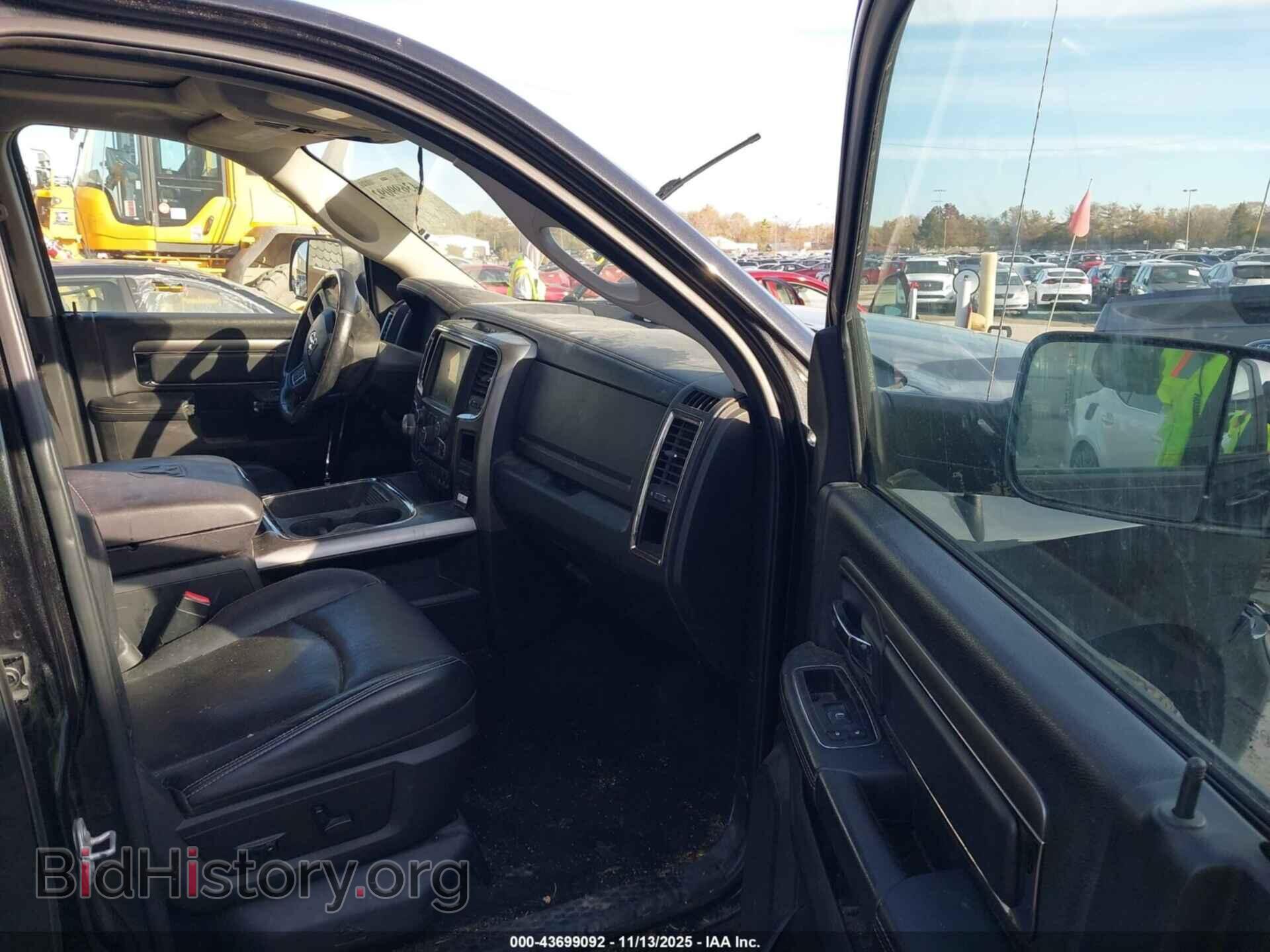2017 RAM 1500 - VIN: 1C6RR7MT9HS588241 - Фото 5
