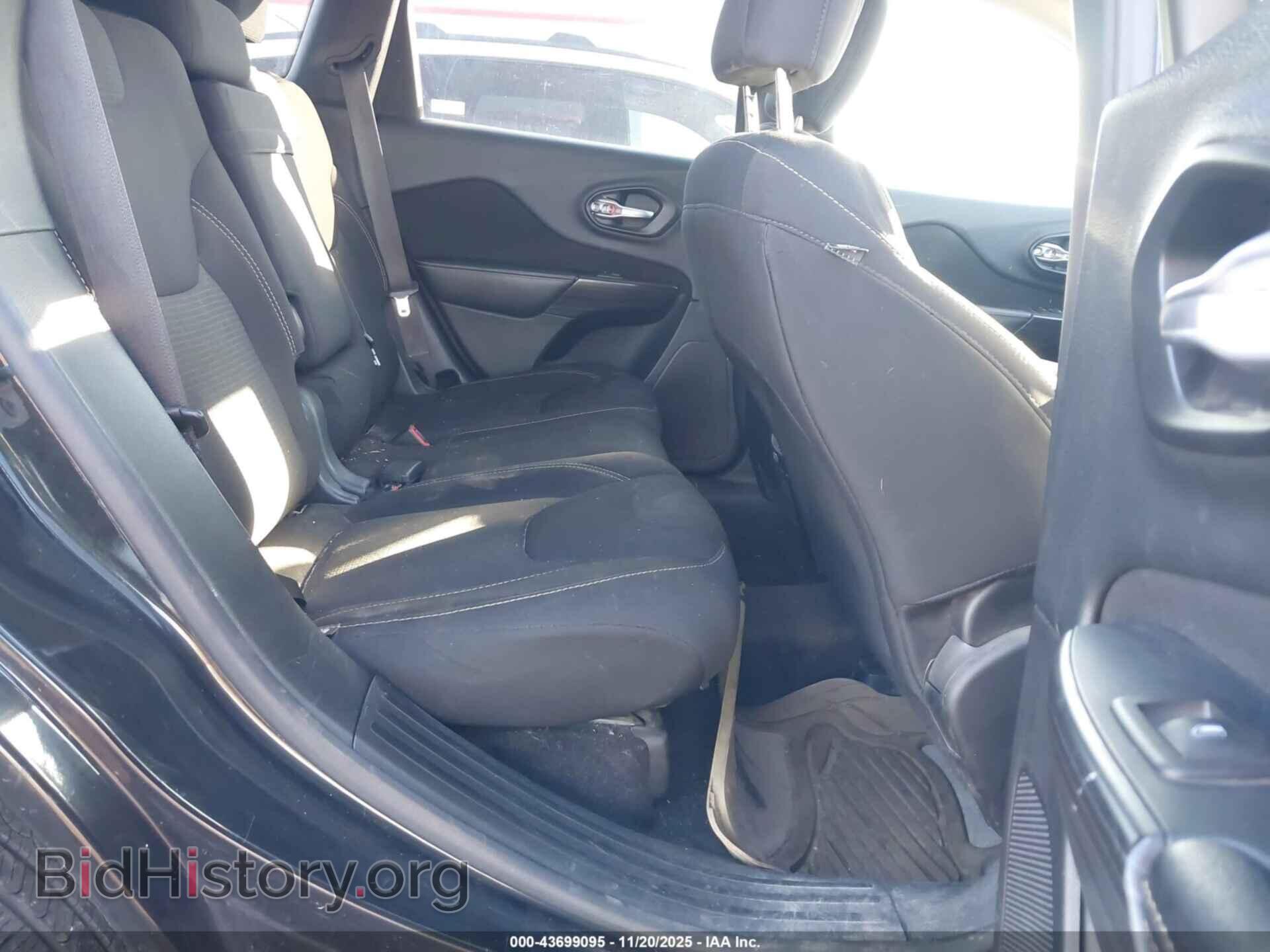 2016 JEEP CHEROKEE - VIN: 1C4PJMCS3GW218375 - Фото 8