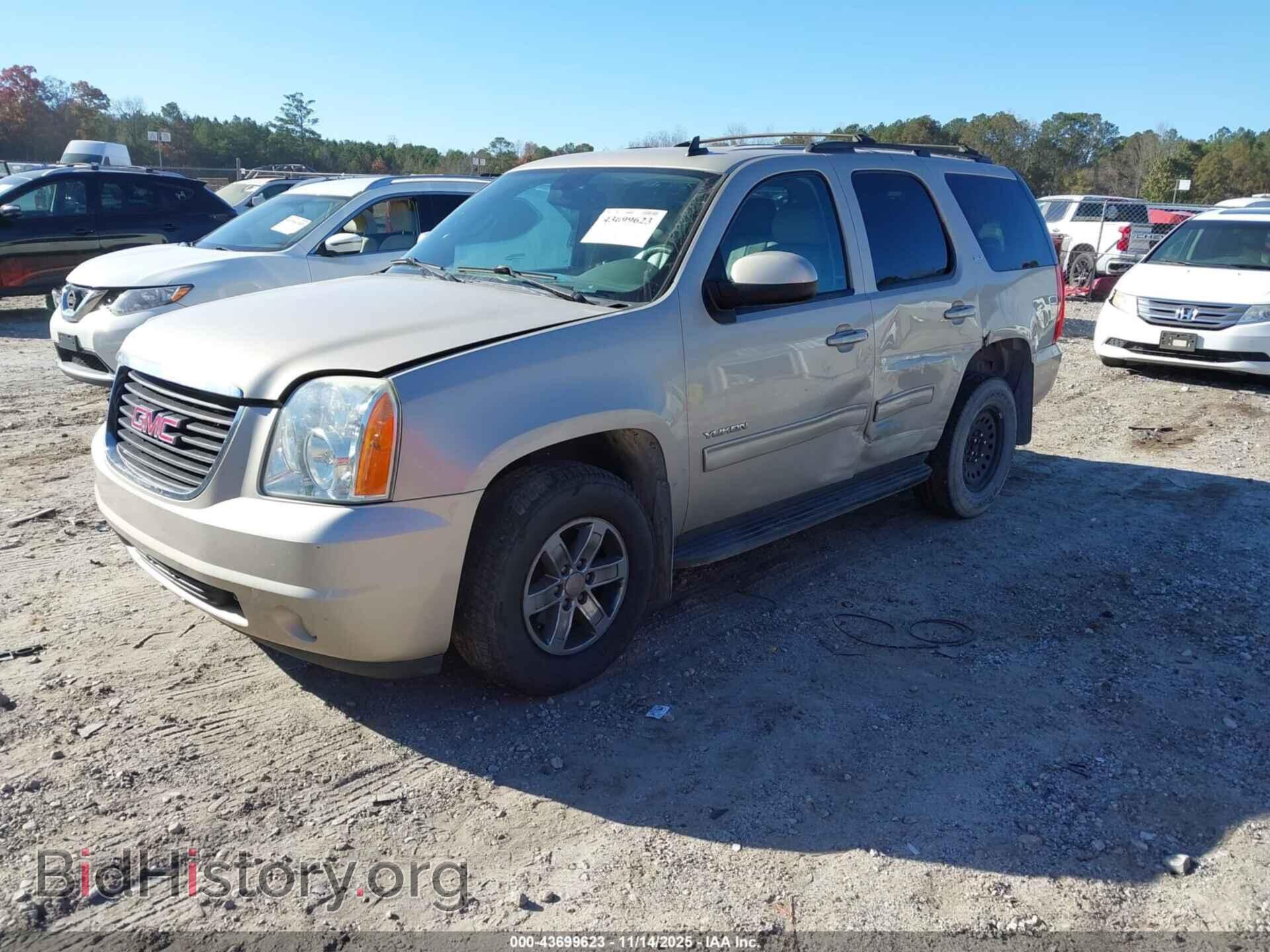 2014 GMC YUKON - VIN: 1GKS1CE01ER104858 - Фото 2