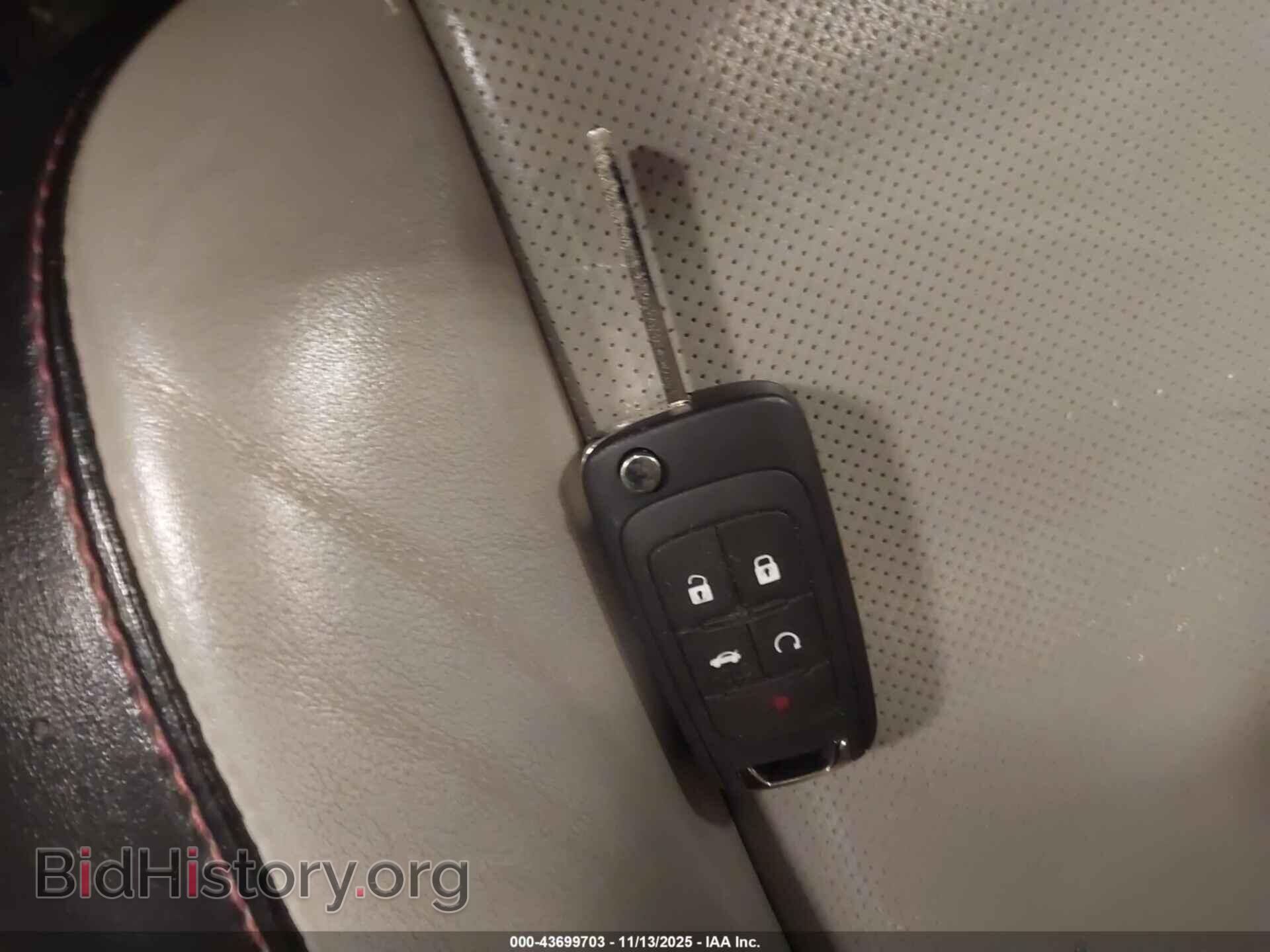 2011 GMC TERRAIN - VIN: 2CTALUEC2B6252014 - Photo 11