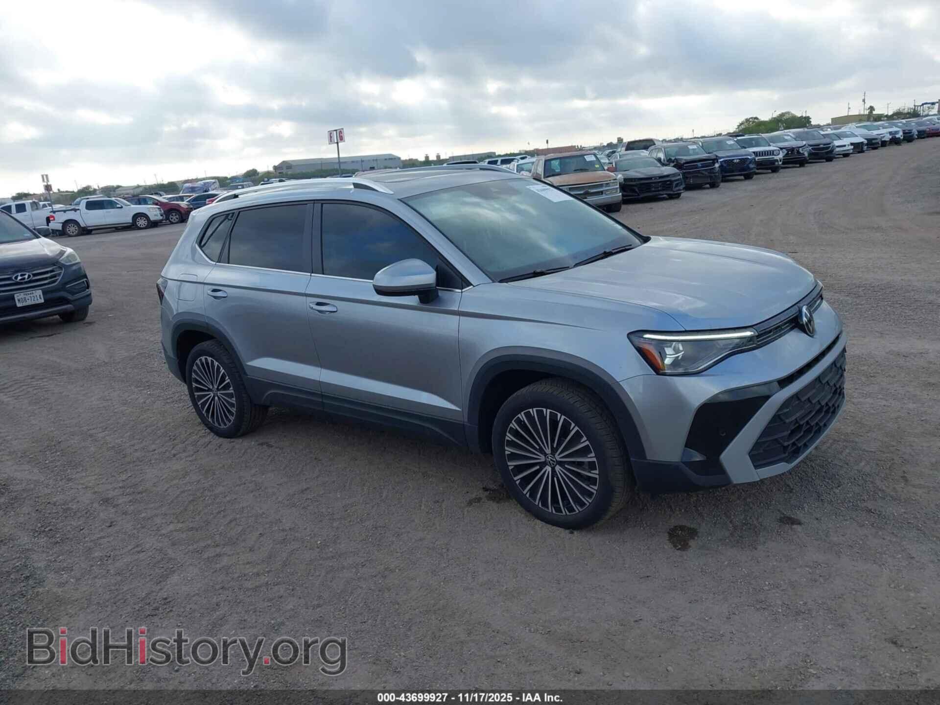 Фотография 3VVEC7B28SM007932 - VOLKSWAGEN TAOS 2025