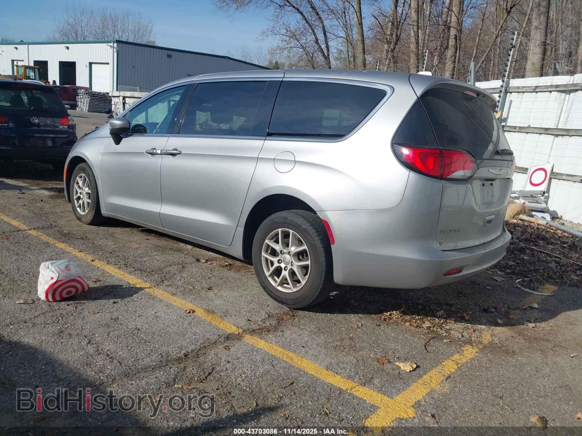2017 CHRYSLER PACIFICA - VIN: 2C4RC1DG5HR654148 - Фото 3