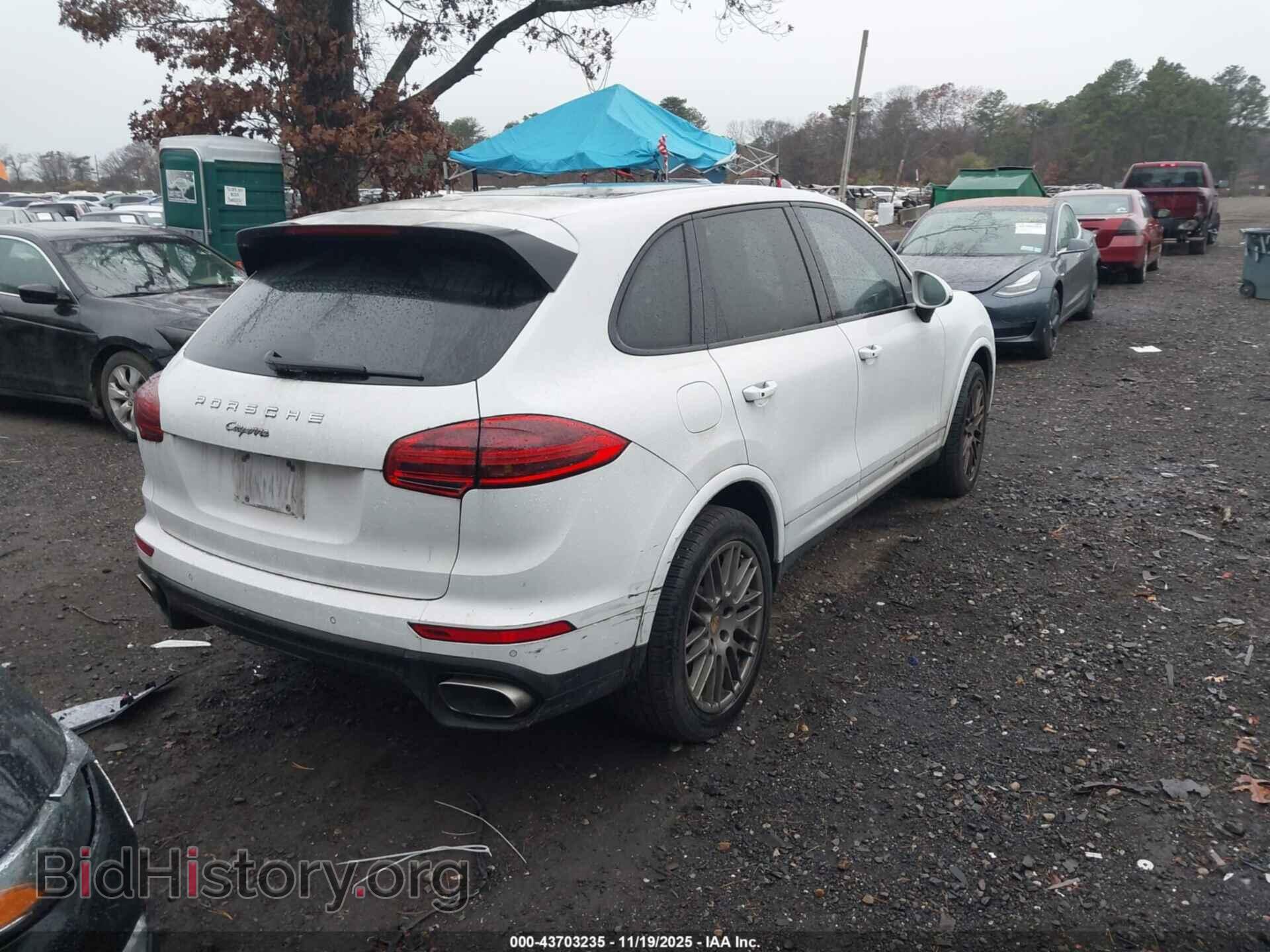 2017 PORSCHE CAYENNE - VIN: WP1AA2A23HKA83998 - Фото 4