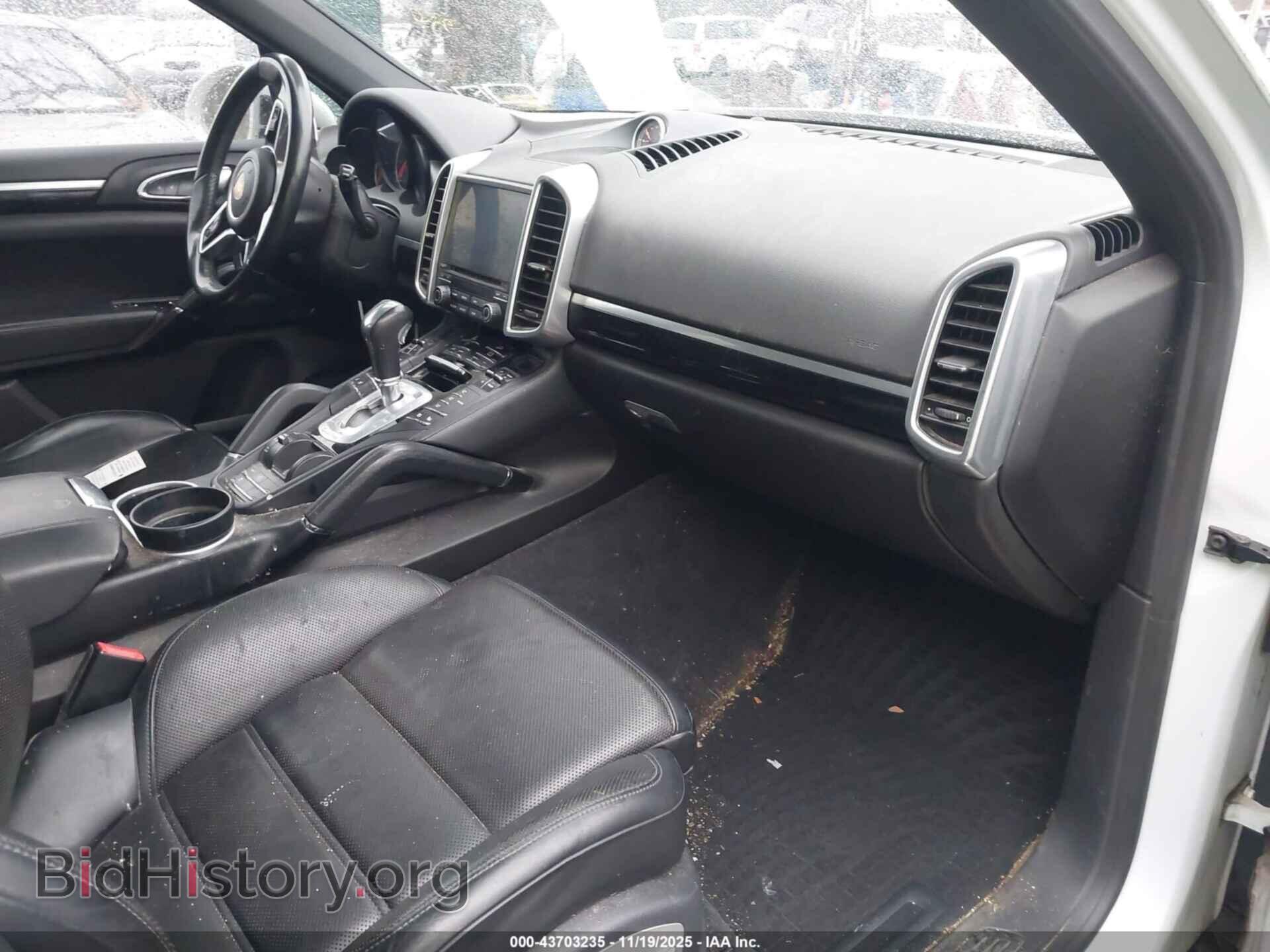 2017 PORSCHE CAYENNE - VIN: WP1AA2A23HKA83998 - Фото 5