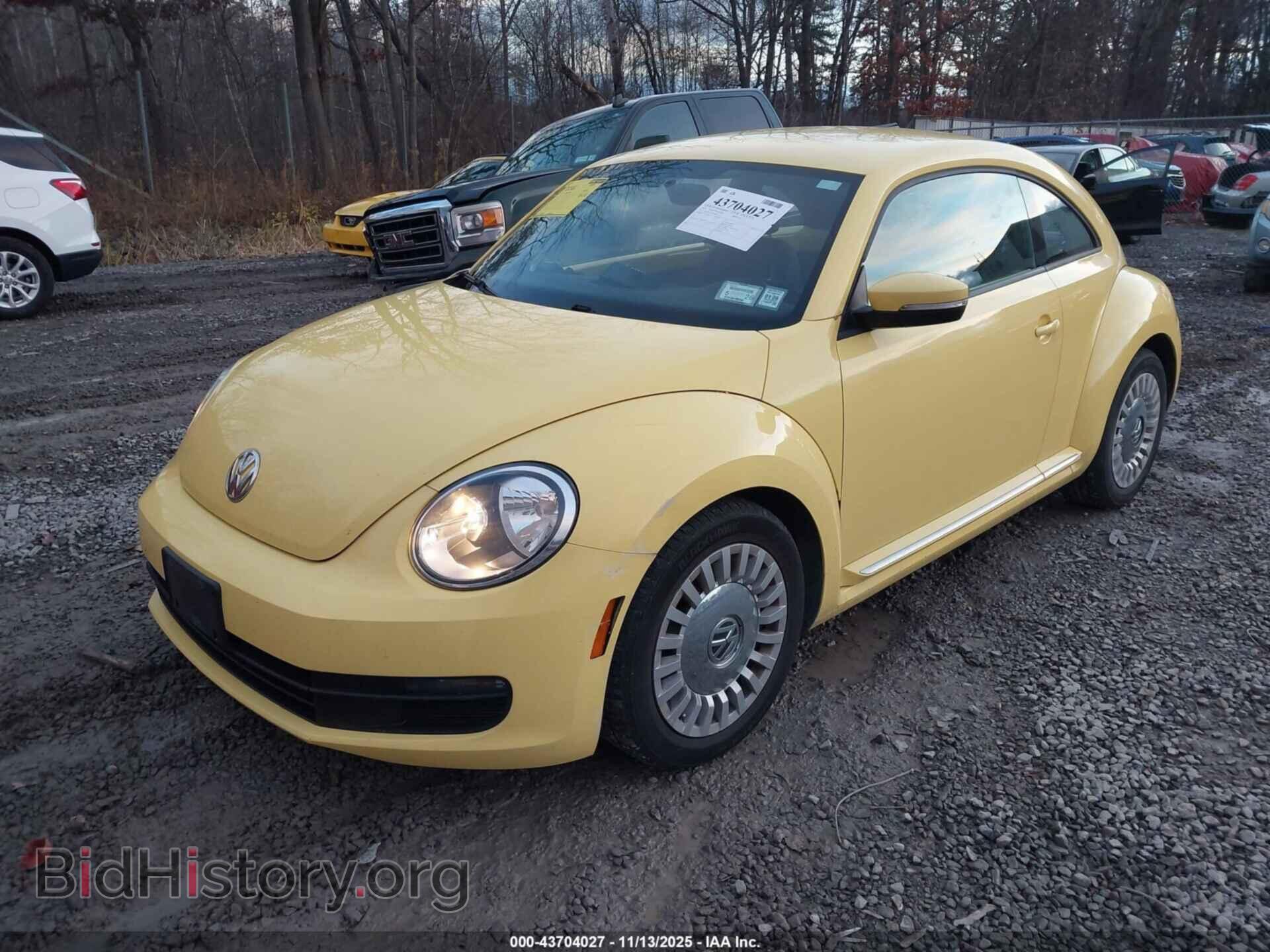 2014 VOLKSWAGEN BEETLE - VIN: 3VWJP7ATXEM608174 - Photo 2