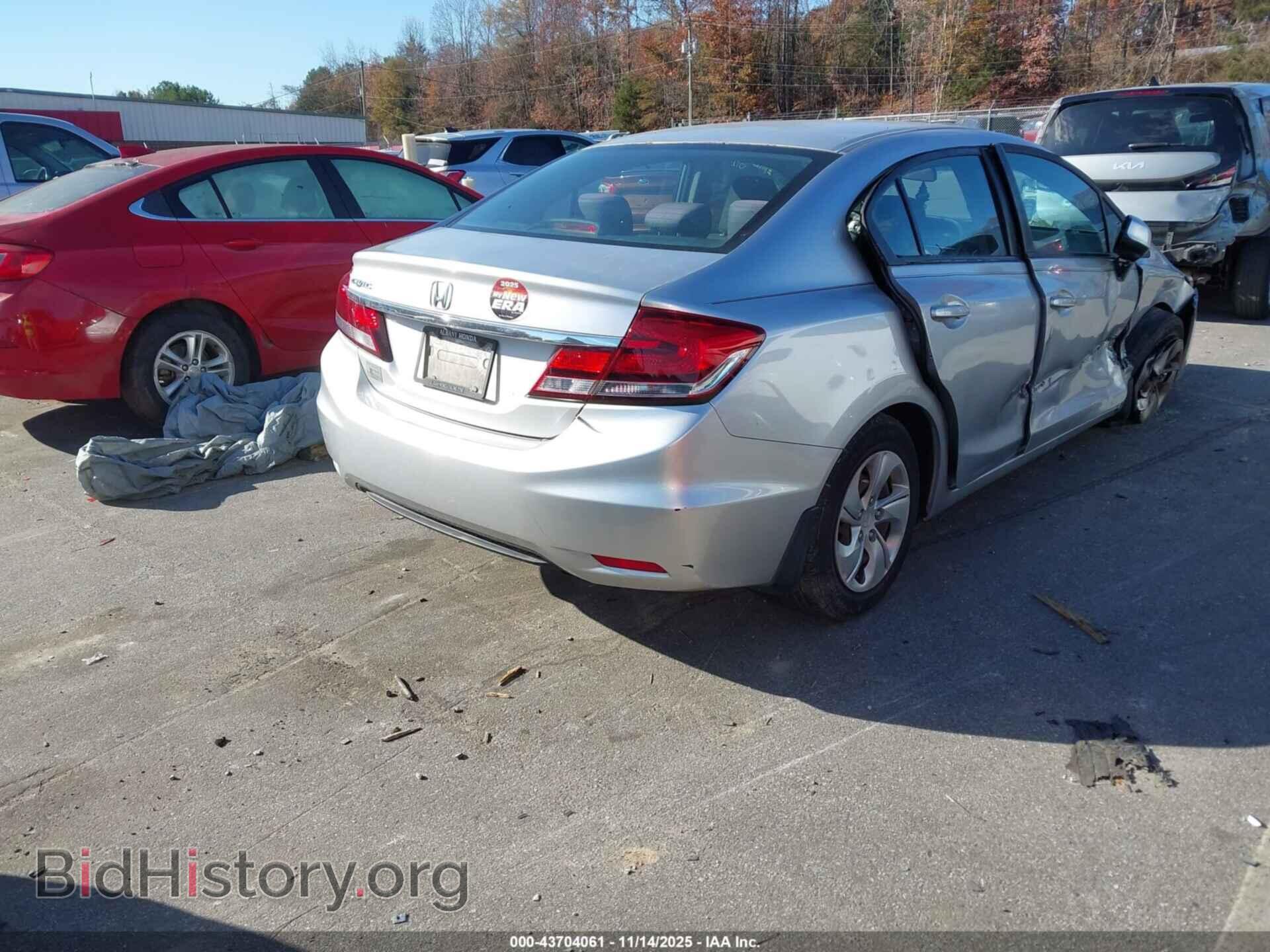 2013 HONDA CIVIC - VIN: 19XFB2F57DE079666 - Фото 4