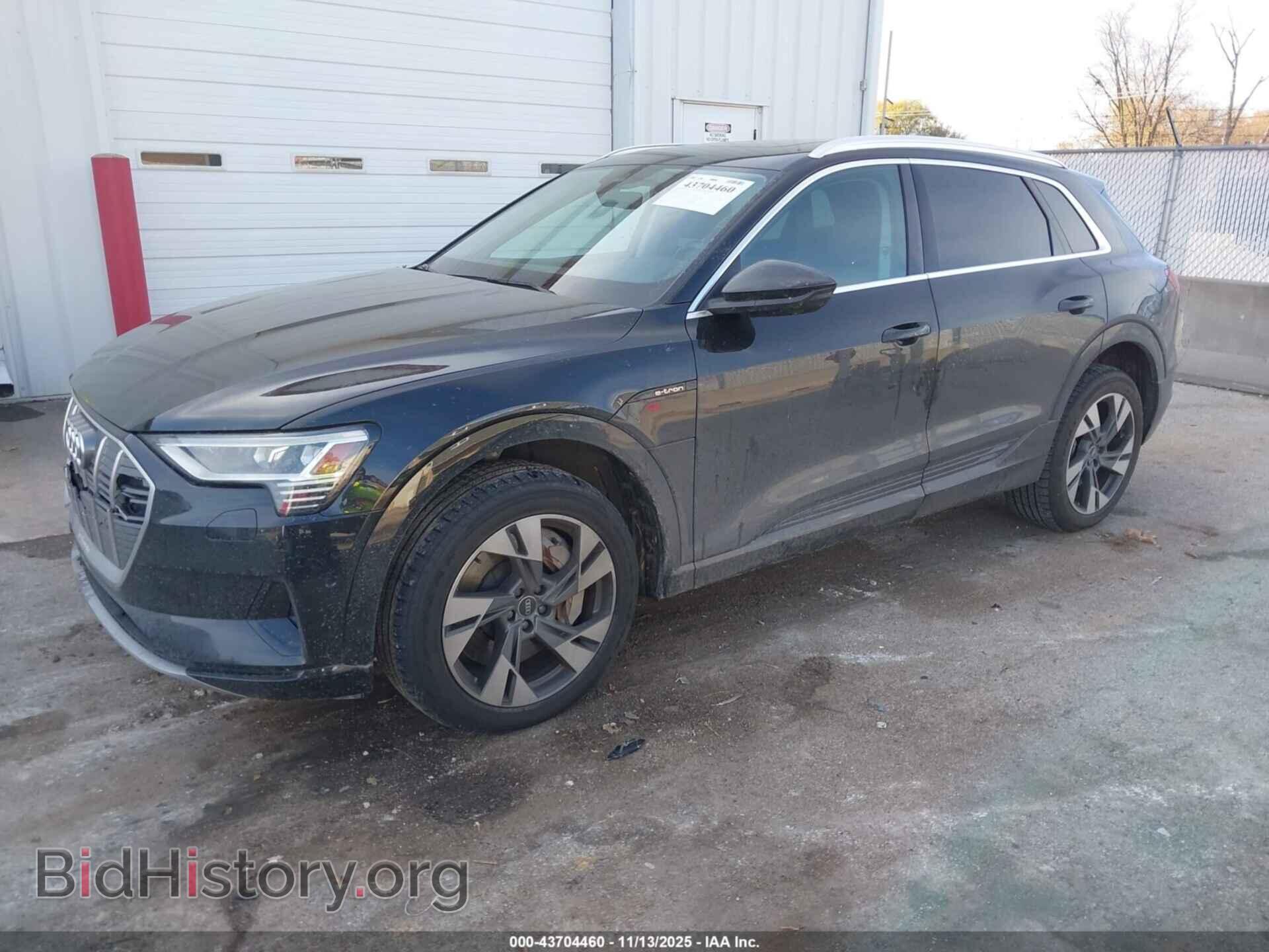 2021 AUDI E-TRON - VIN: WA1LAAGE5MB022422 - Photo 2